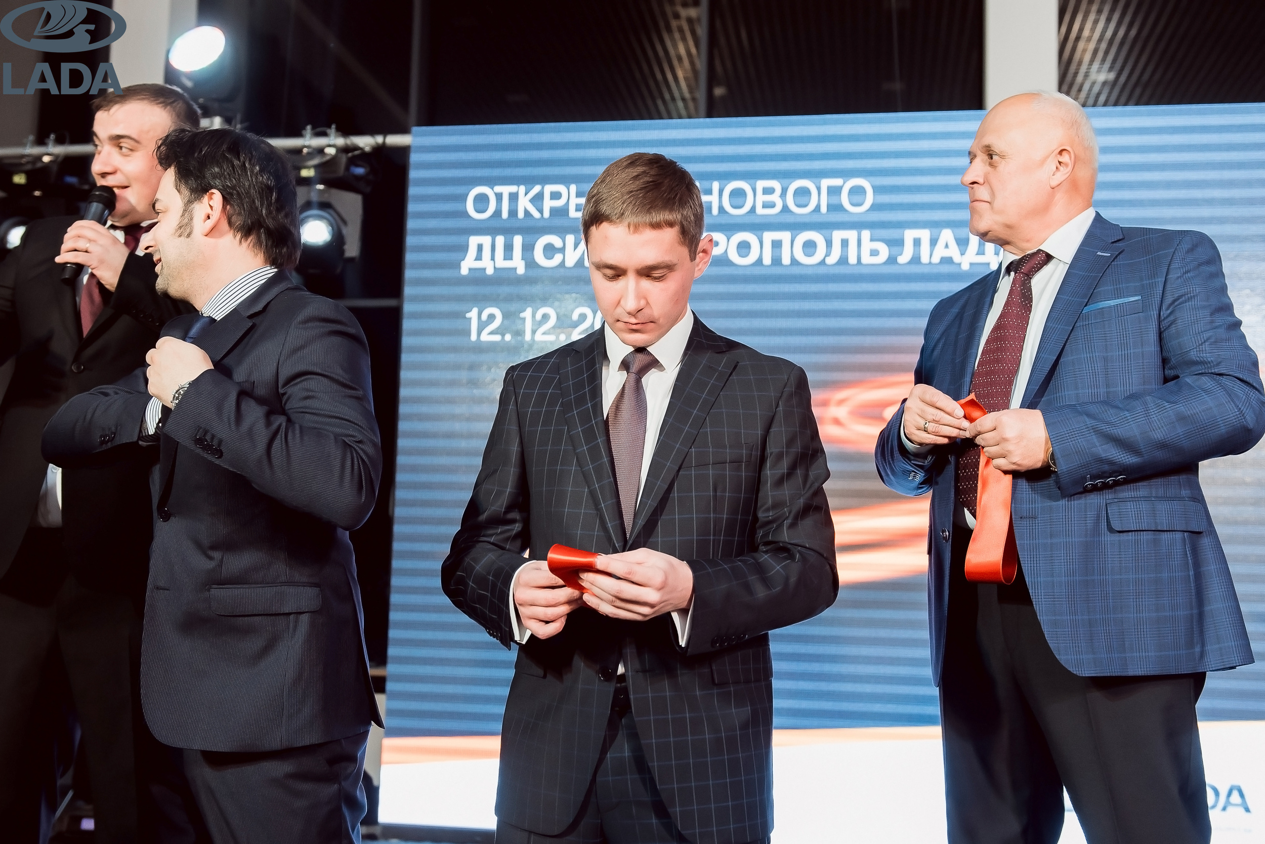 Открытие салона Lada. Свадебный фотограф в Крыму Александр Богомазов