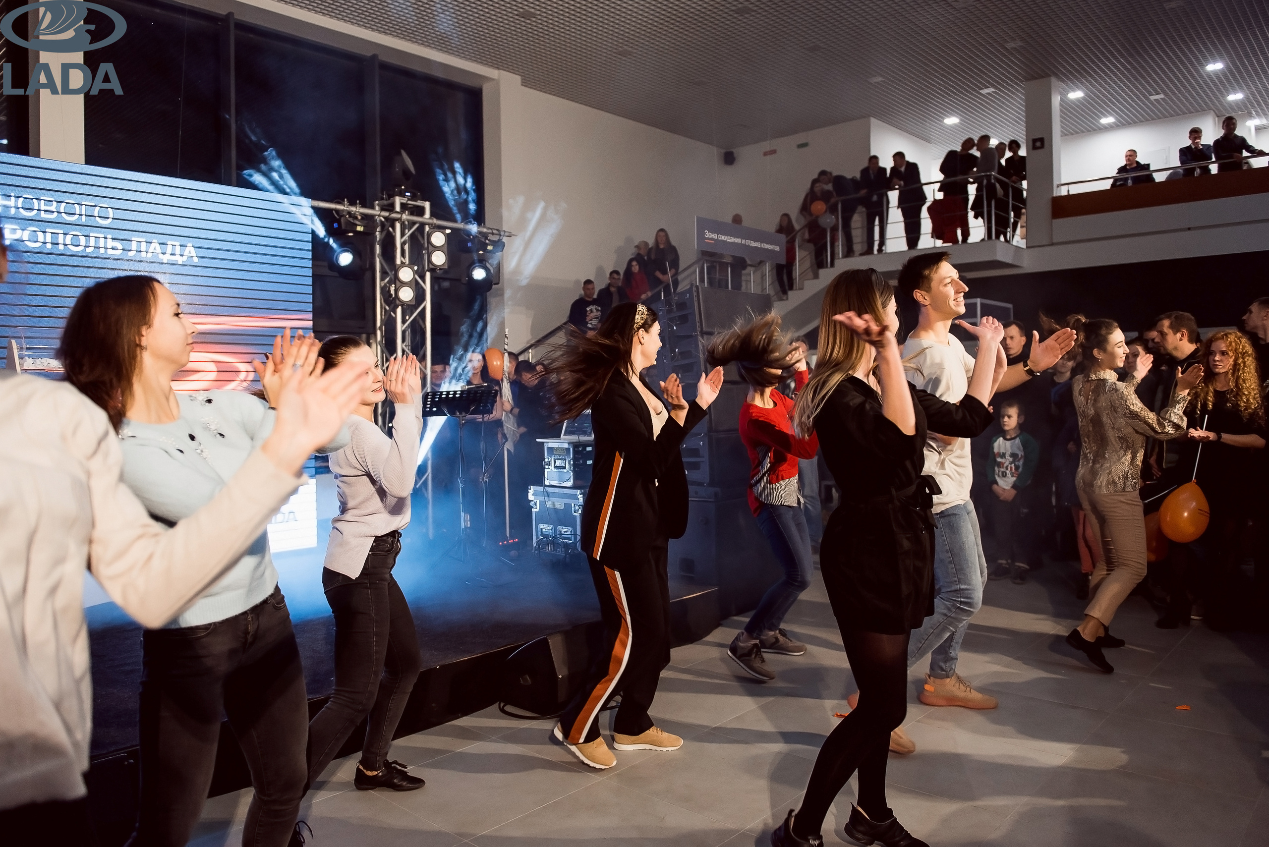 Открытие салона Lada. Свадебный фотограф в Крыму Александр Богомазов