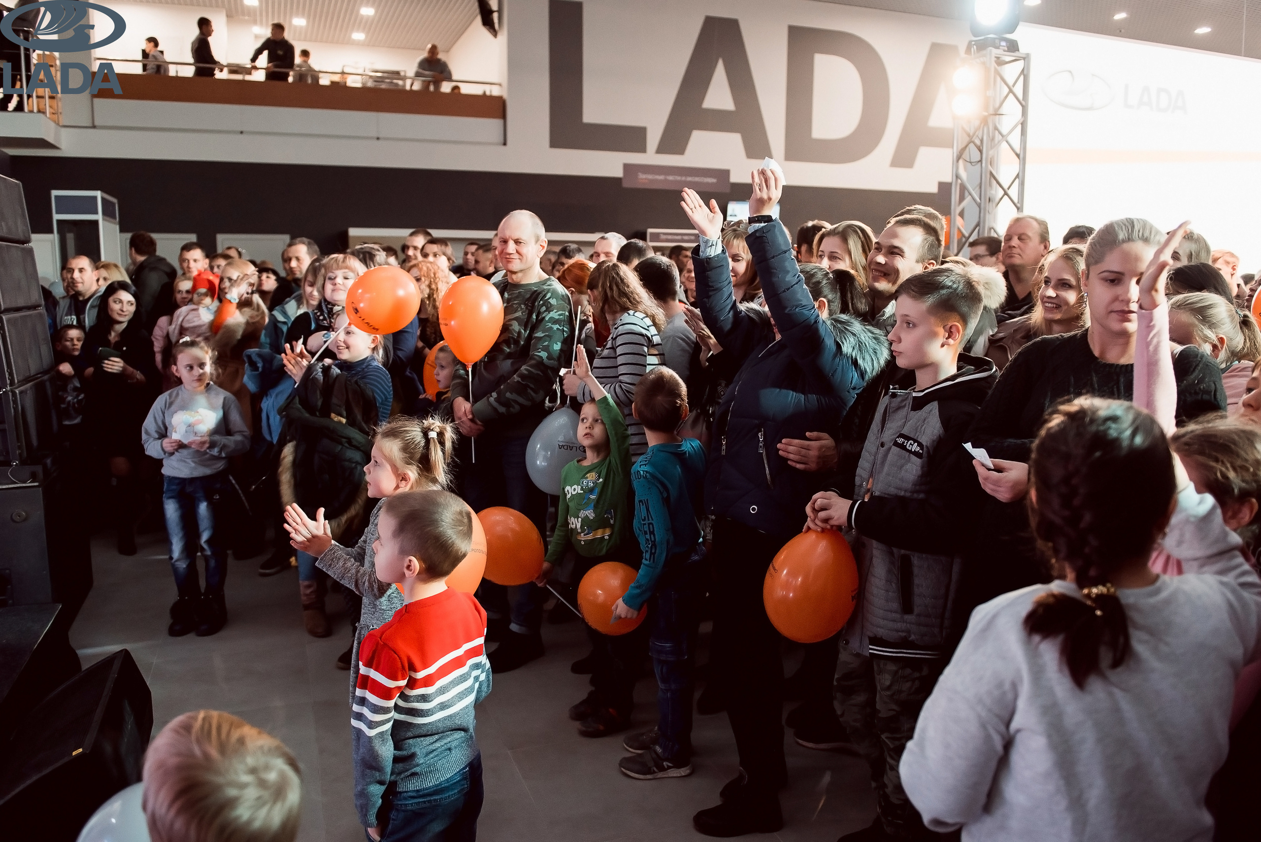 Открытие салона Lada. Свадебный фотограф в Крыму Александр Богомазов