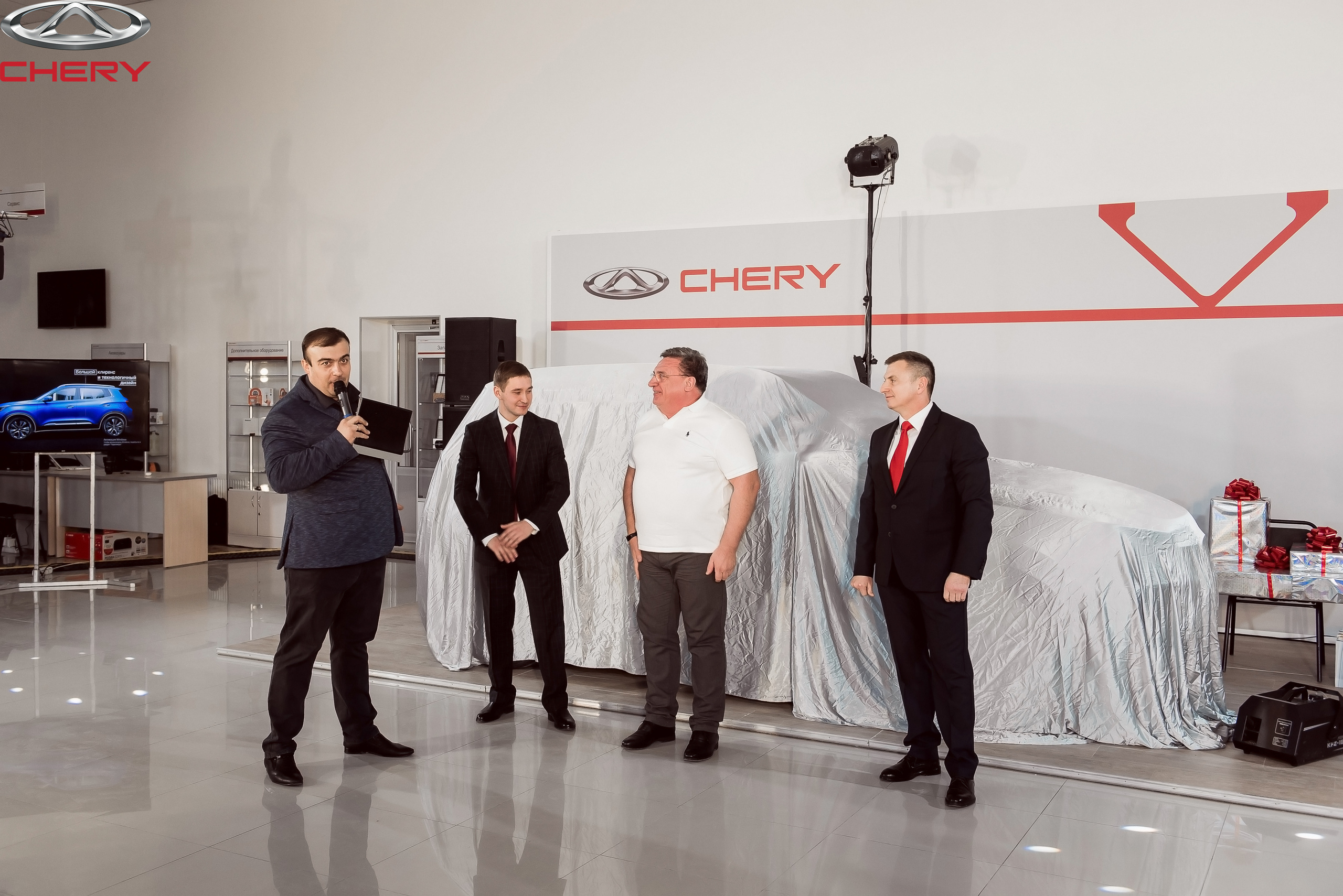 Презентация новой Chery. Свадебный фотограф в Крыму Александр Богомазов