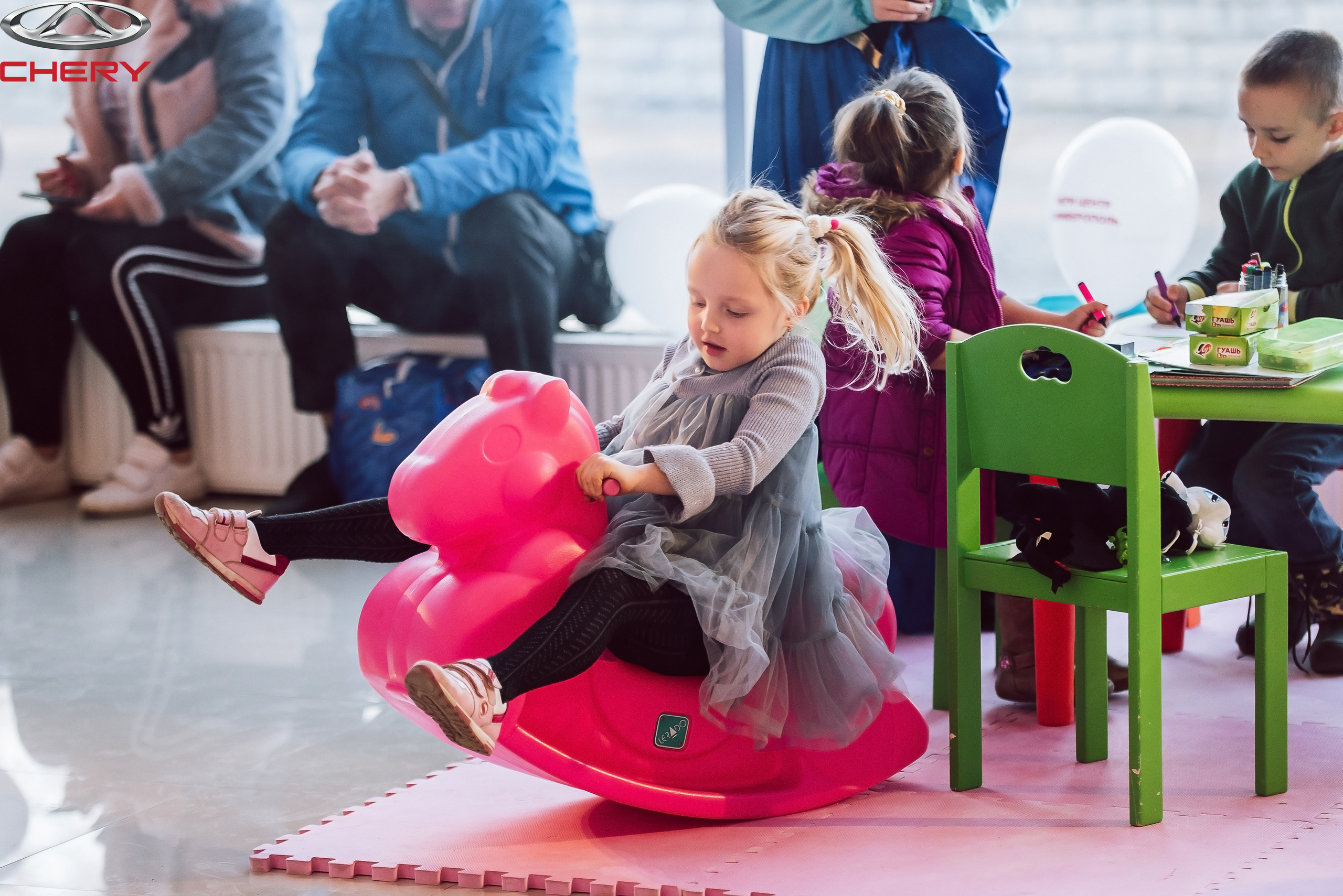 Презентация новой Chery. Свадебный фотограф в Крыму Александр Богомазов