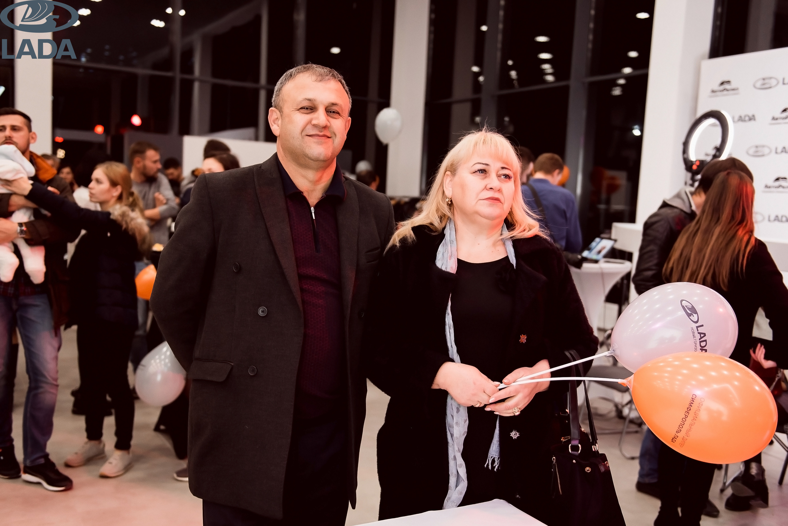 Открытие салона Lada. Свадебный фотограф в Крыму Александр Богомазов