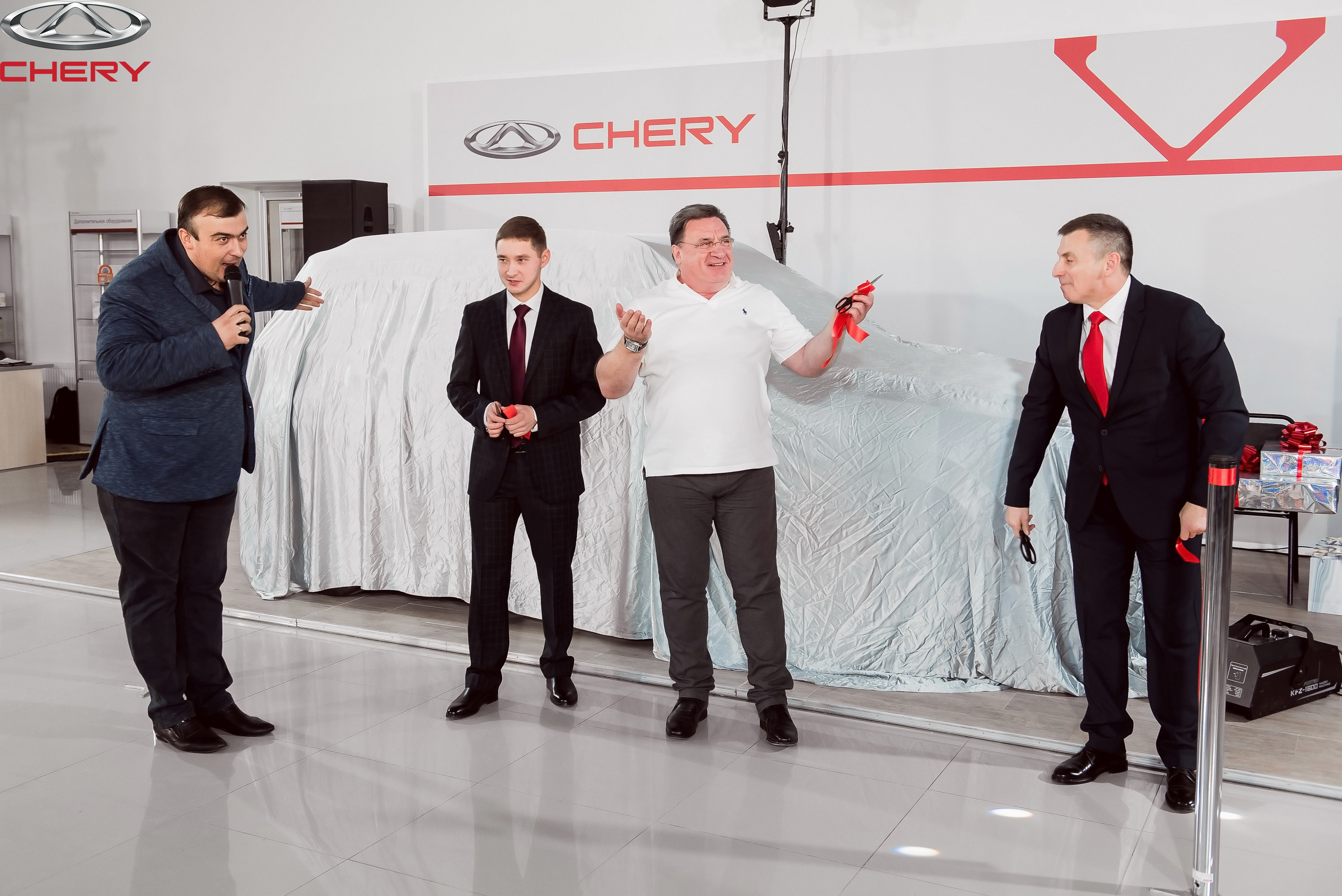 Презентация новой Chery. Свадебный фотограф в Крыму Александр Богомазов