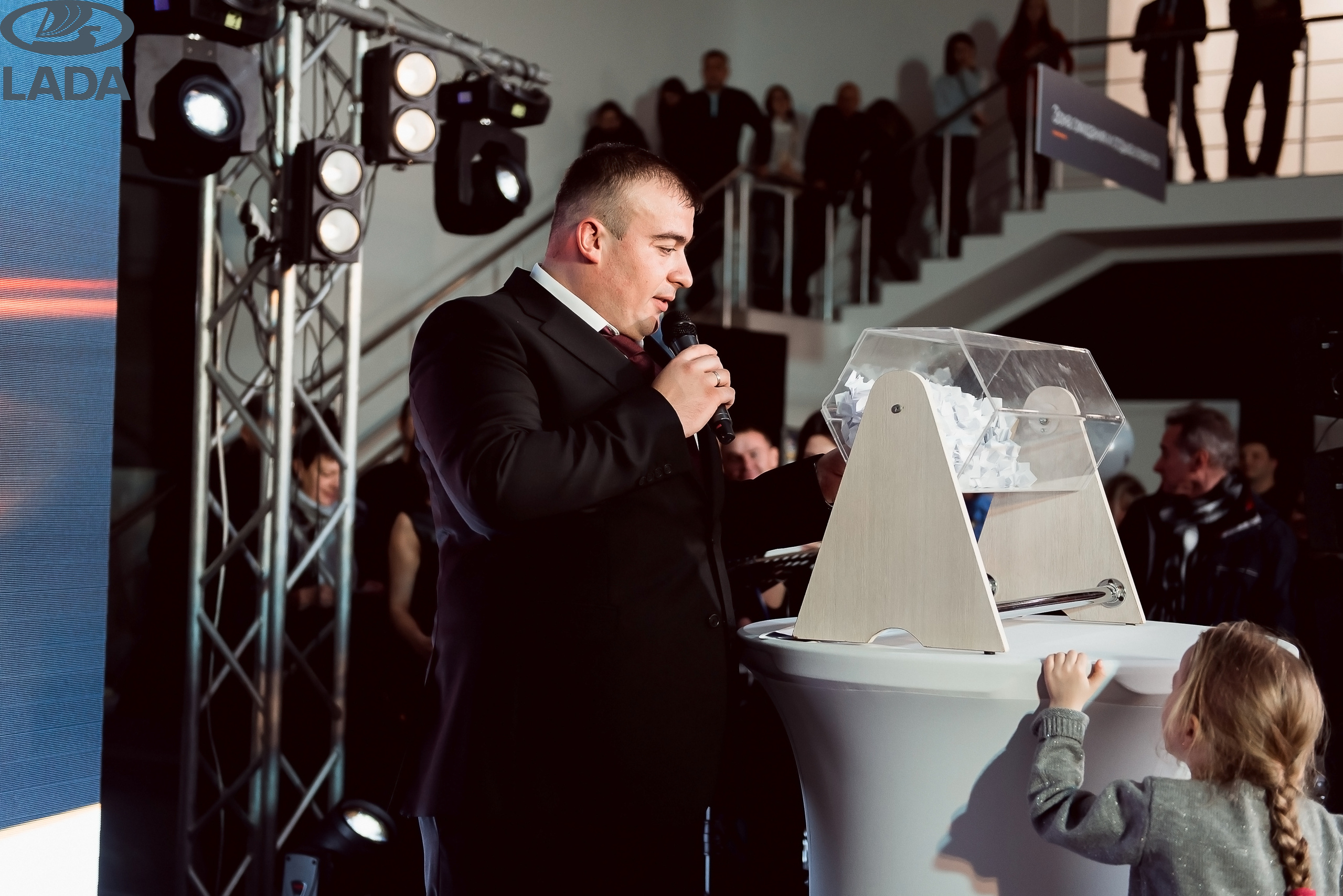 Открытие салона Lada. Свадебный фотограф в Крыму Александр Богомазов