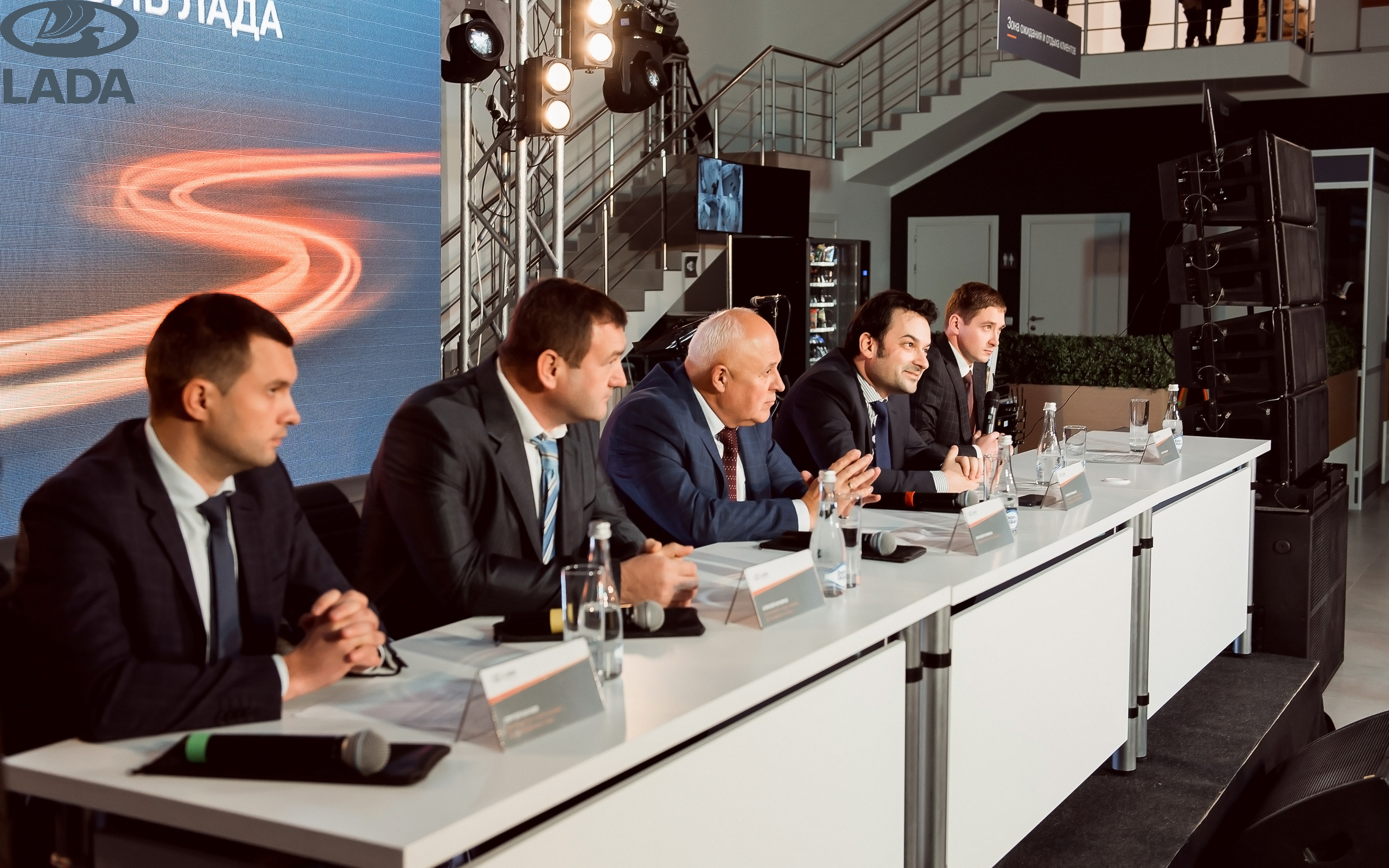 Открытие салона Lada. Свадебный фотограф в Крыму Александр Богомазов