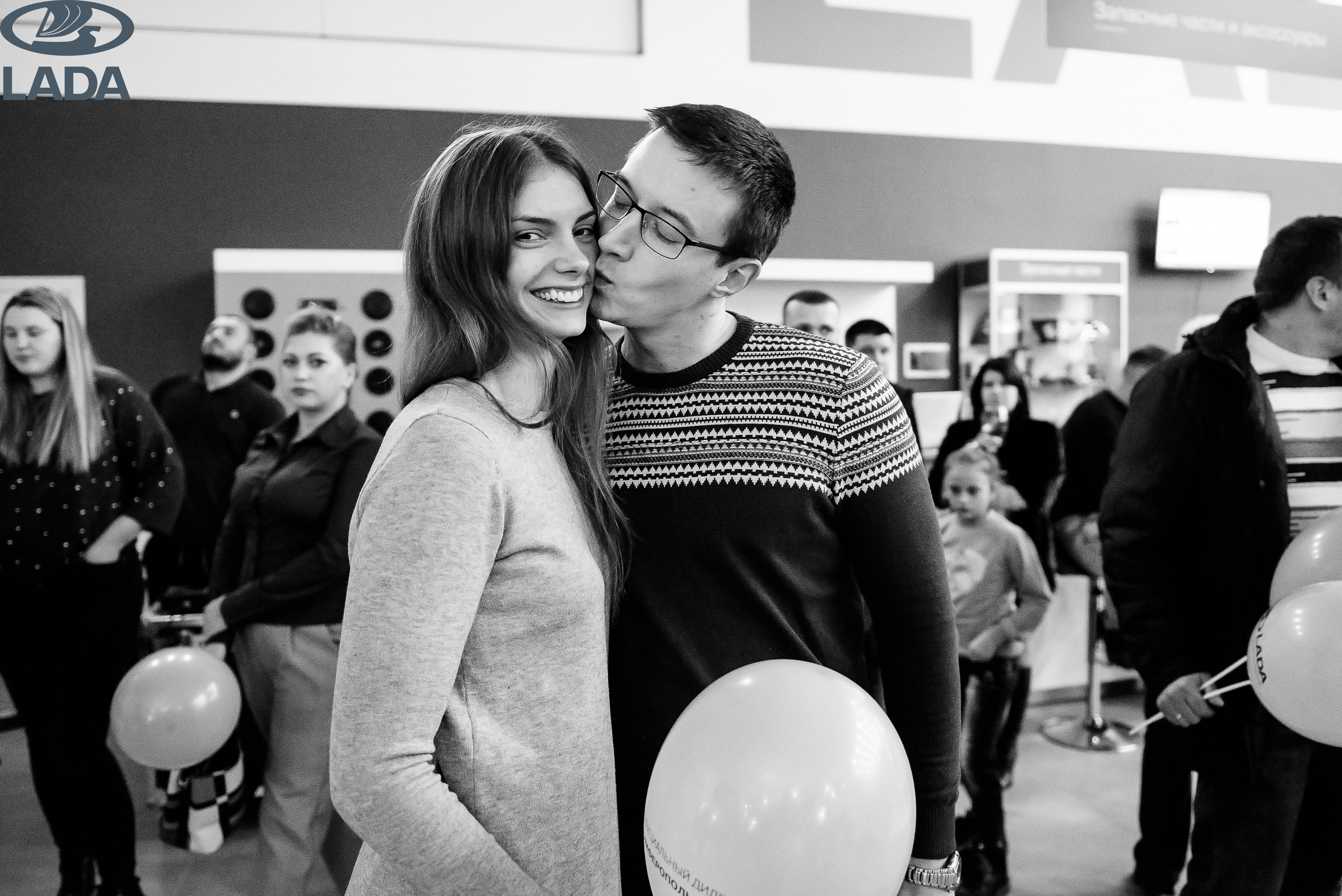 Открытие салона Lada. Свадебный фотограф в Крыму Александр Богомазов