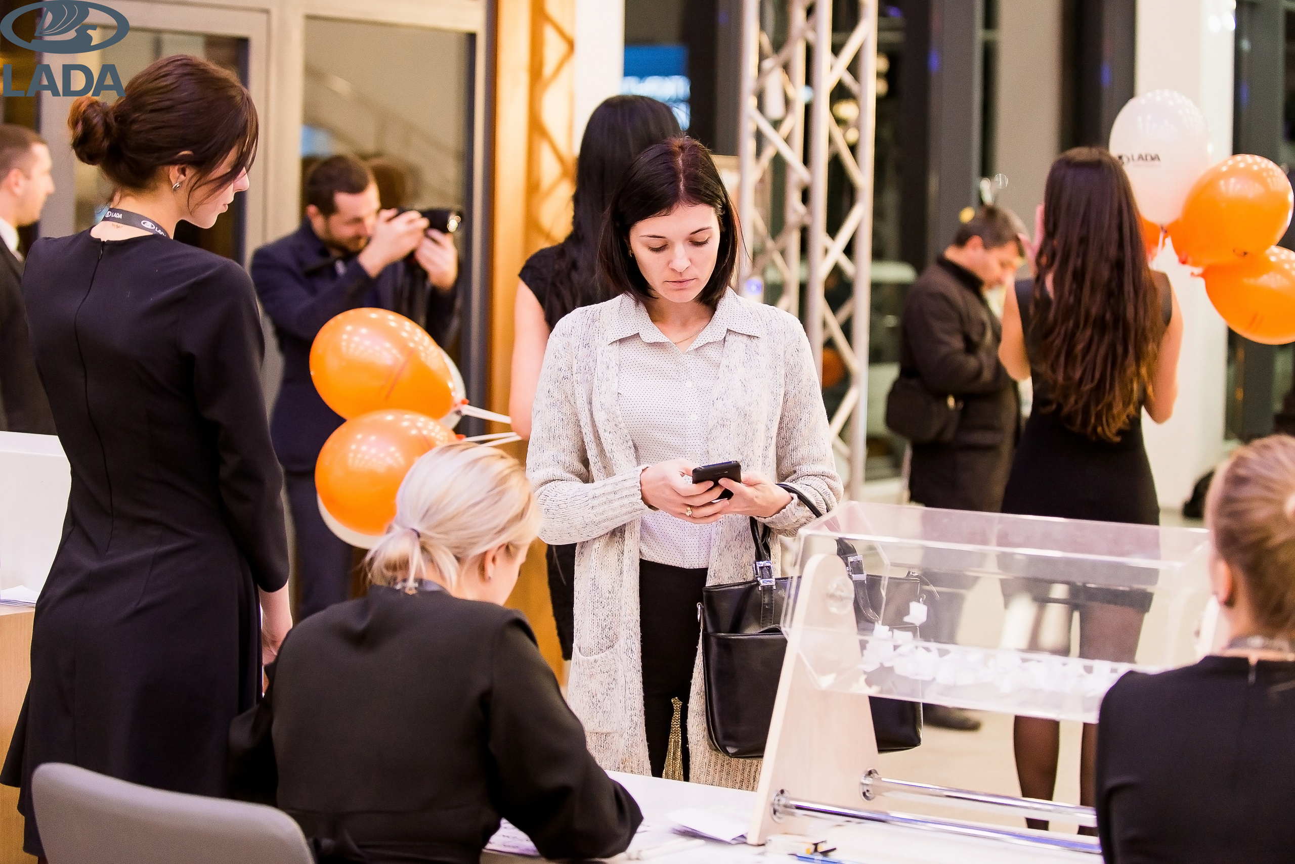 Открытие салона Lada. Свадебный фотограф в Крыму Александр Богомазов