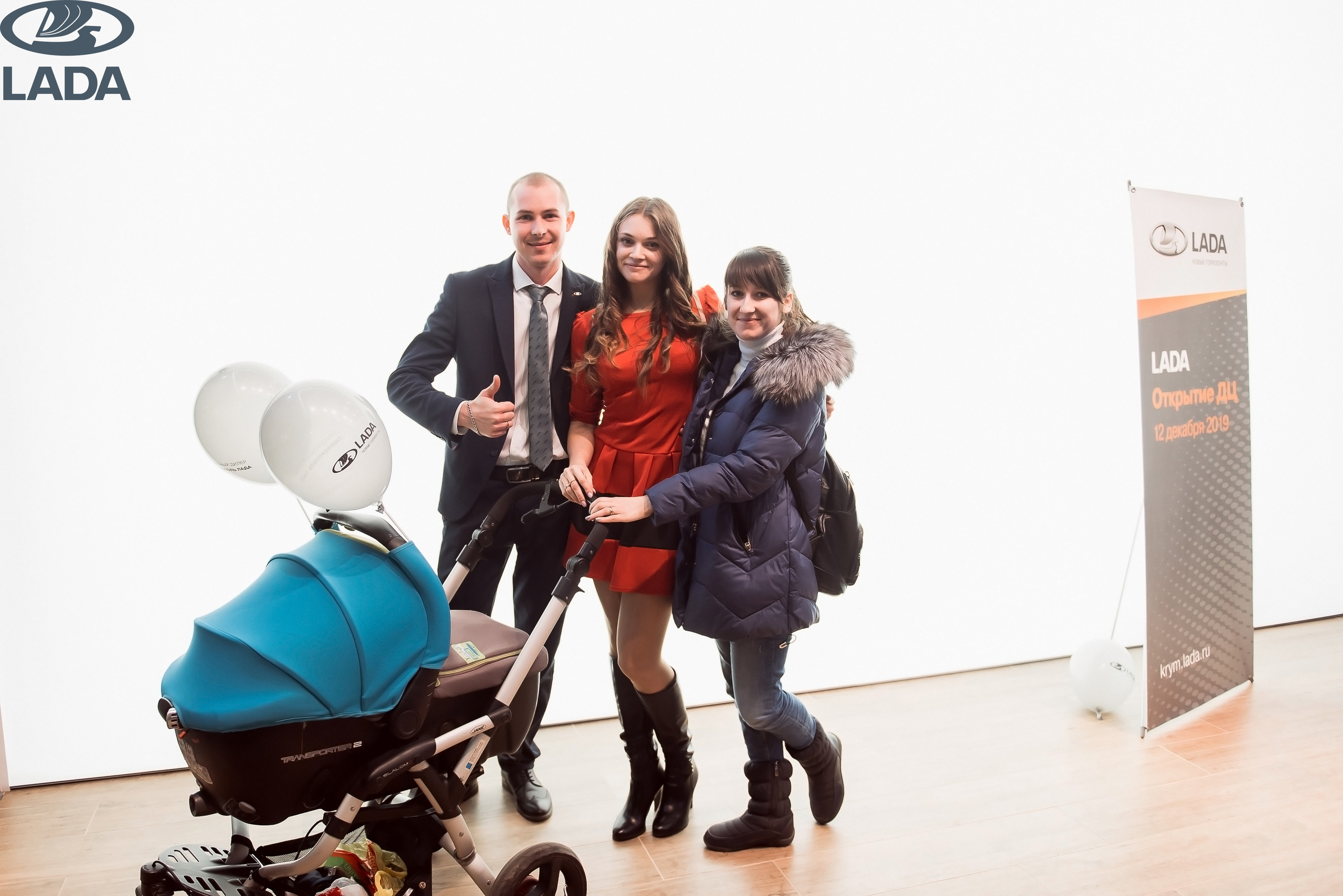 Открытие салона Lada. Свадебный фотограф в Крыму Александр Богомазов