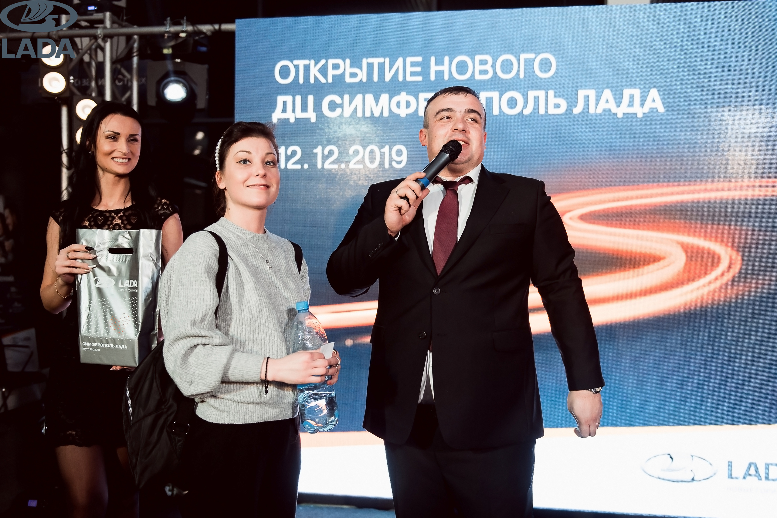 Открытие салона Lada. Свадебный фотограф в Крыму Александр Богомазов