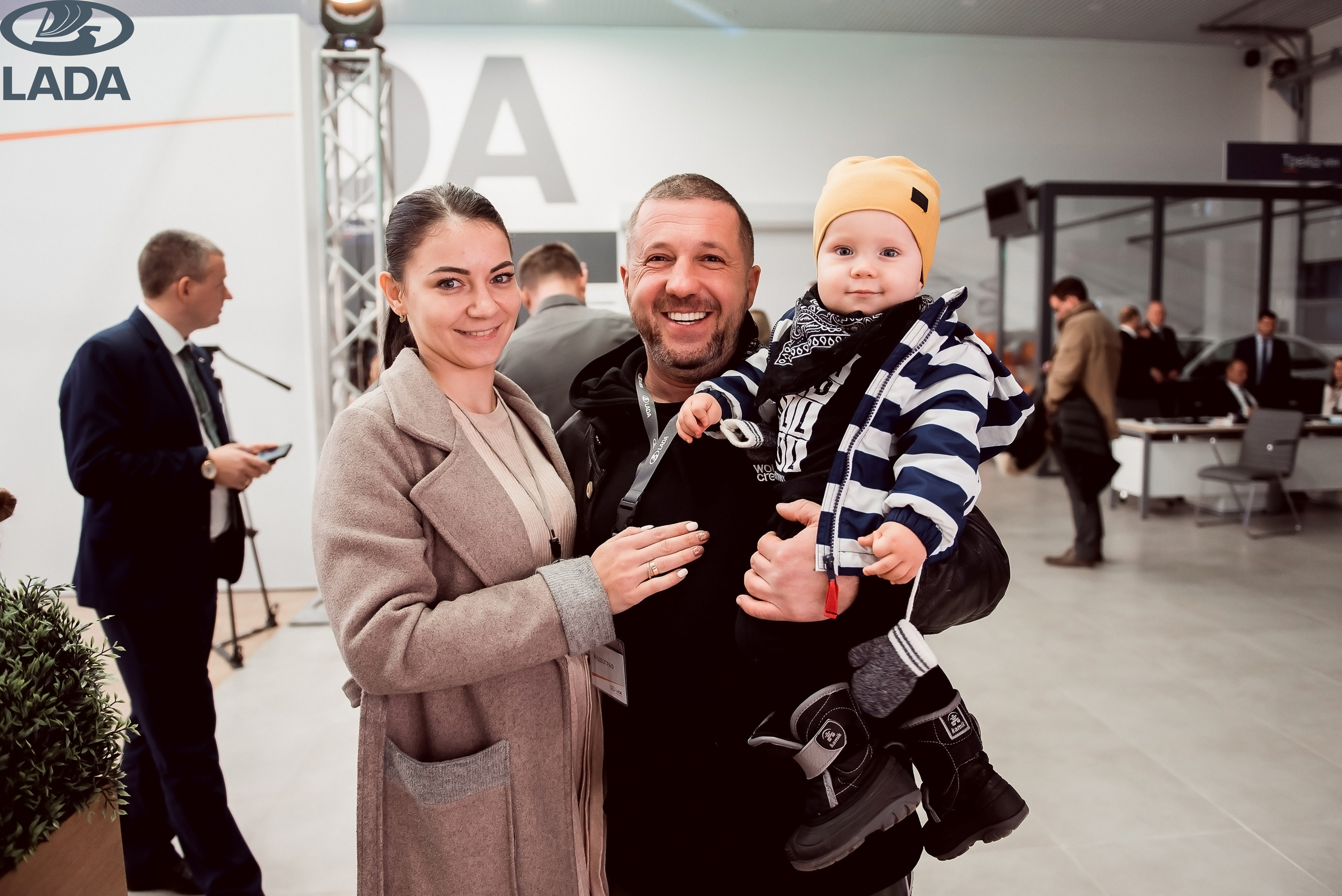 Открытие салона Lada. Свадебный фотограф в Крыму Александр Богомазов