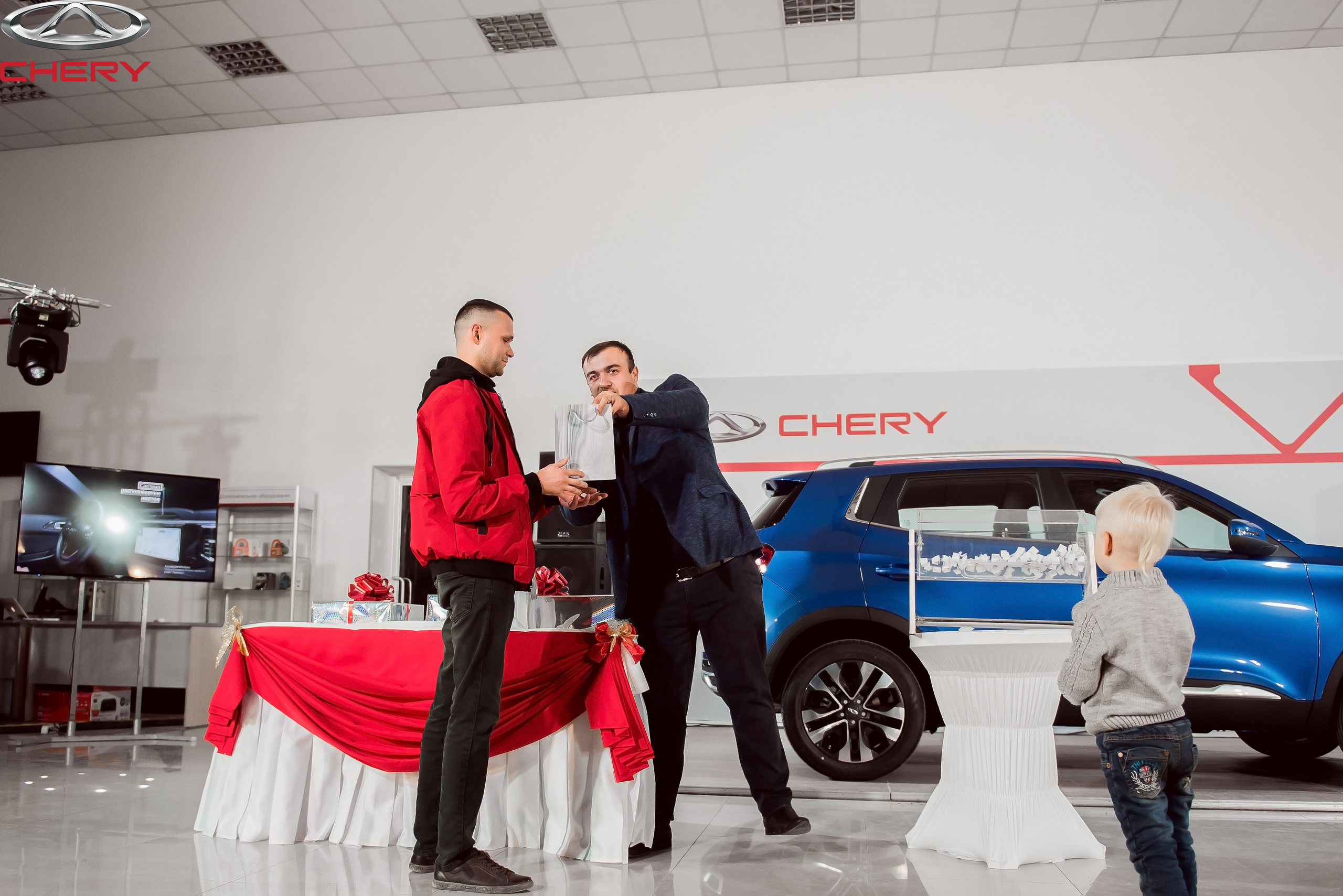 Презентация новой Chery. Свадебный фотограф в Крыму Александр Богомазов