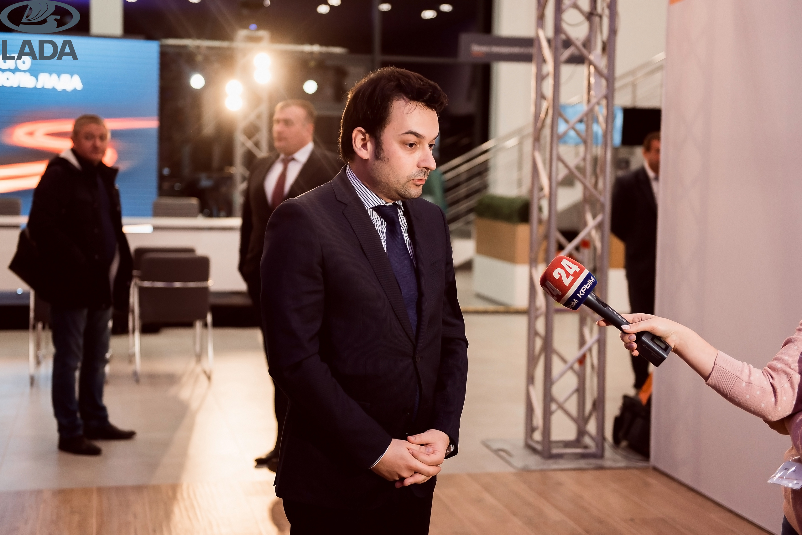 Открытие салона Lada. Свадебный фотограф в Крыму Александр Богомазов