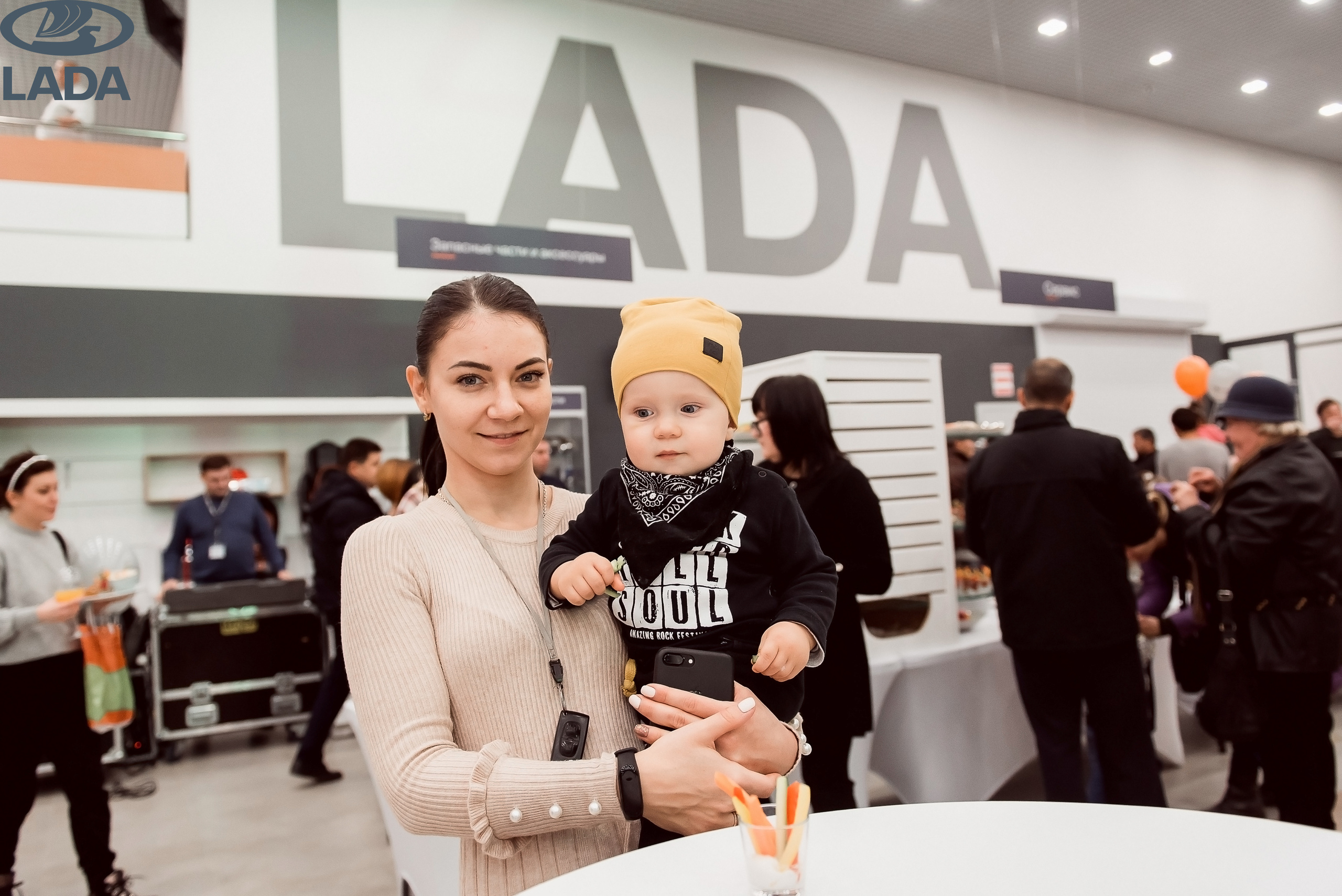 Открытие салона Lada. Свадебный фотограф в Крыму Александр Богомазов