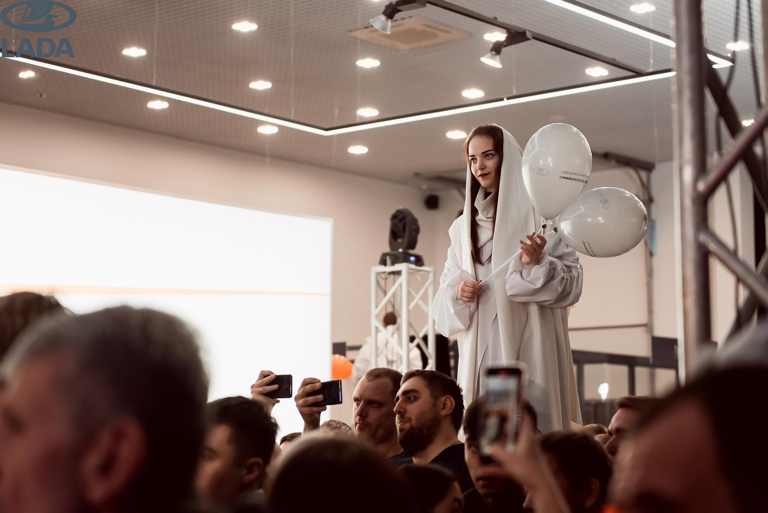 Открытие салона Lada. Свадебный фотограф в Крыму Александр Богомазов