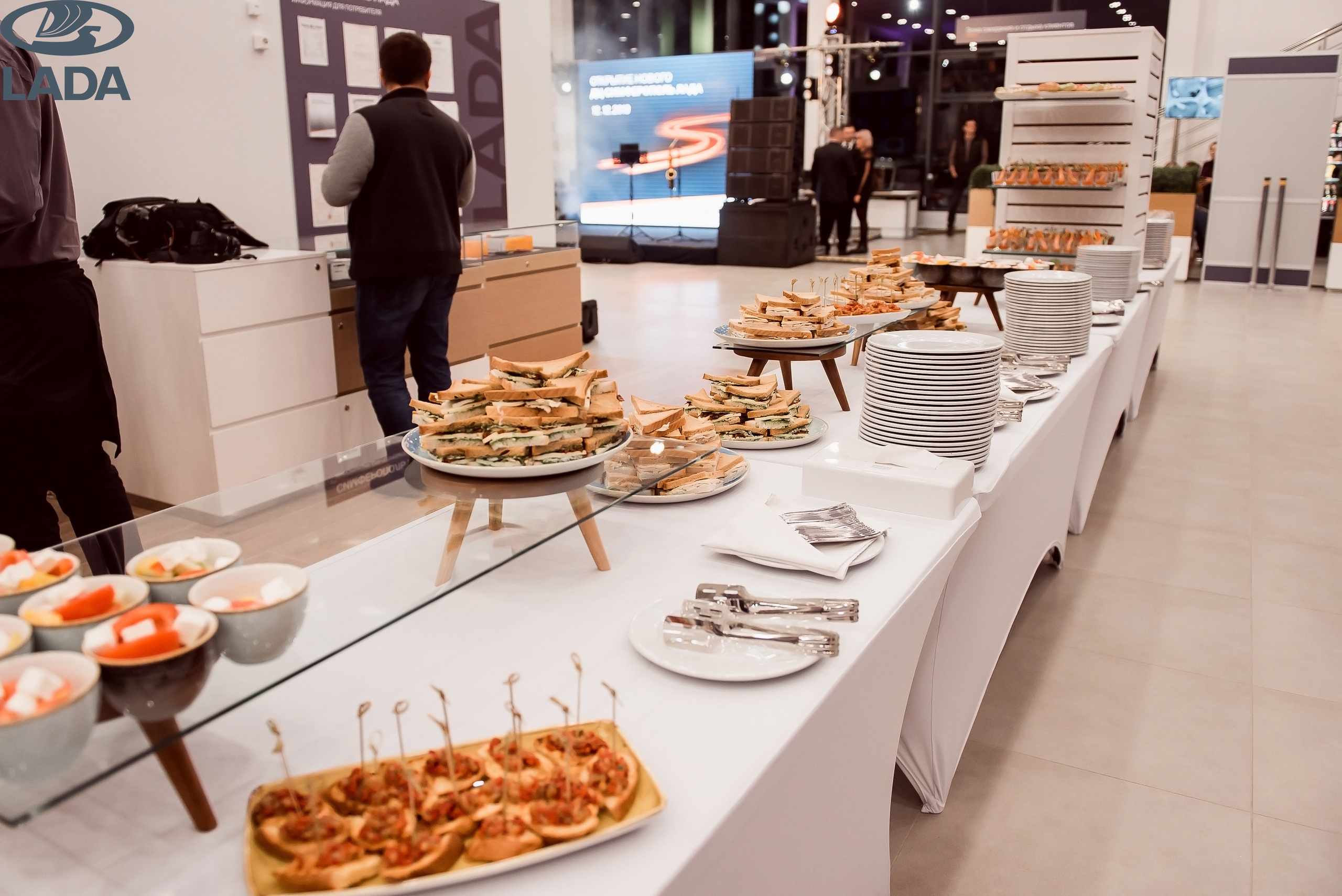 Открытие салона Lada. Свадебный фотограф в Крыму Александр Богомазов