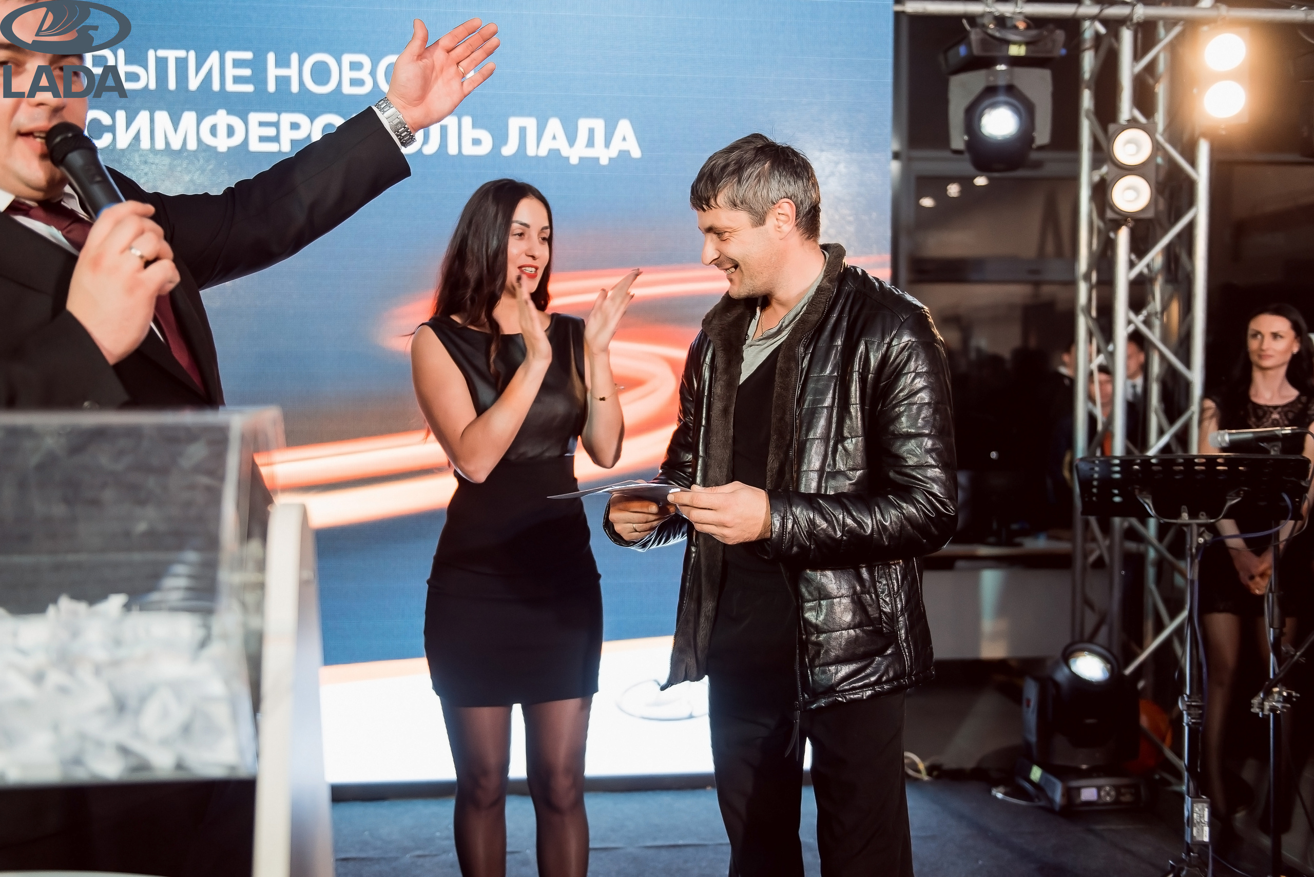 Открытие салона Lada. Свадебный фотограф в Крыму Александр Богомазов