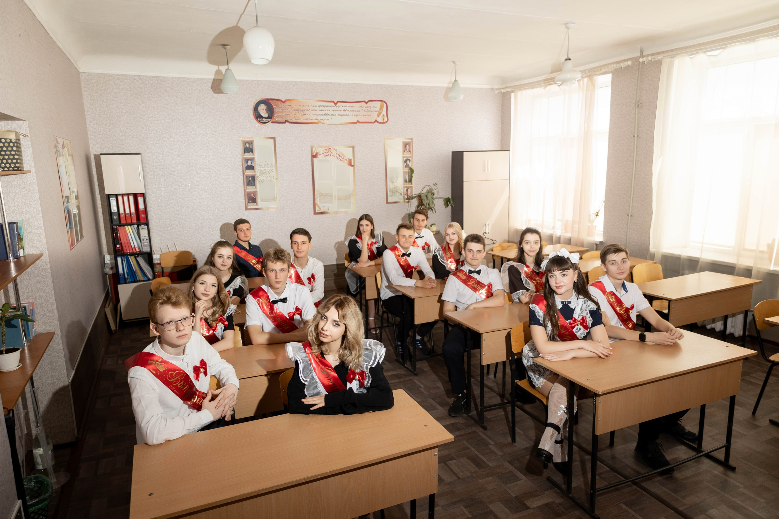 Школа № 41. 11 класс. Фотограф Донецк. Горловка. ДНР. Севастополь