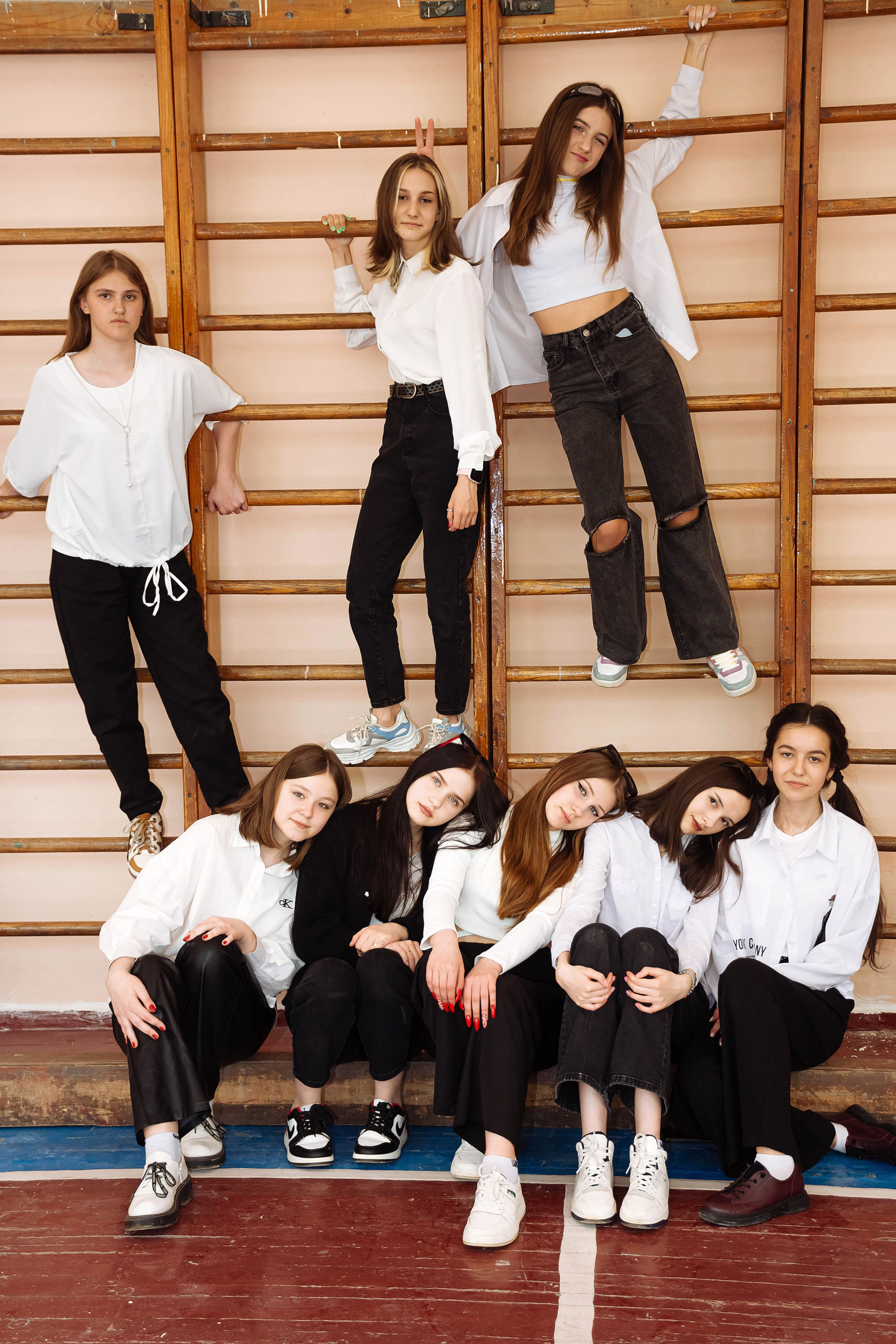 Школа № 50. 9-А класс. Фотограф Донецк. Горловка. ДНР. Севастополь