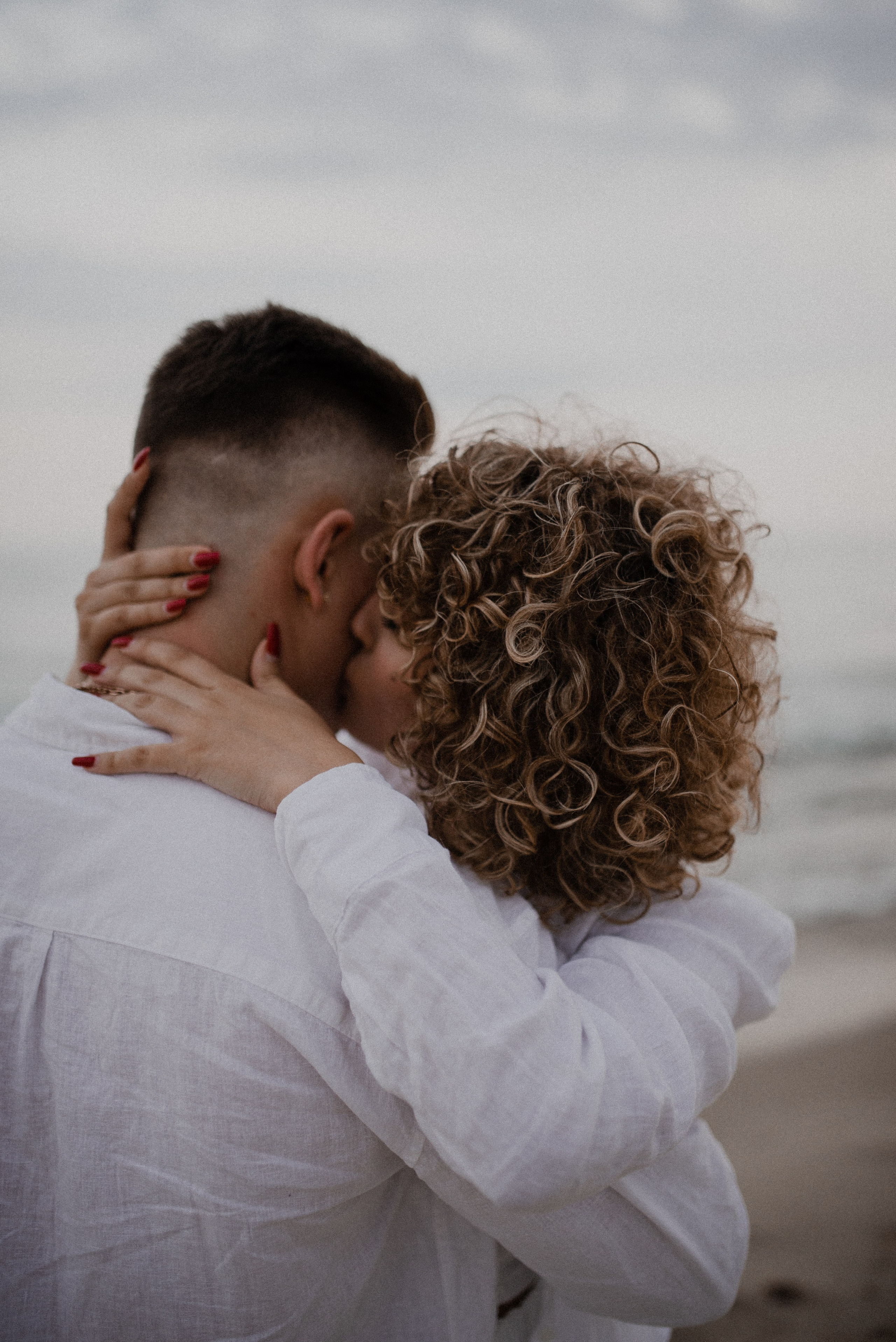 Фотосессия лавстори у моря Калининград. Семейная фотосессия Бутово Москва фотограф Алина Морщагина