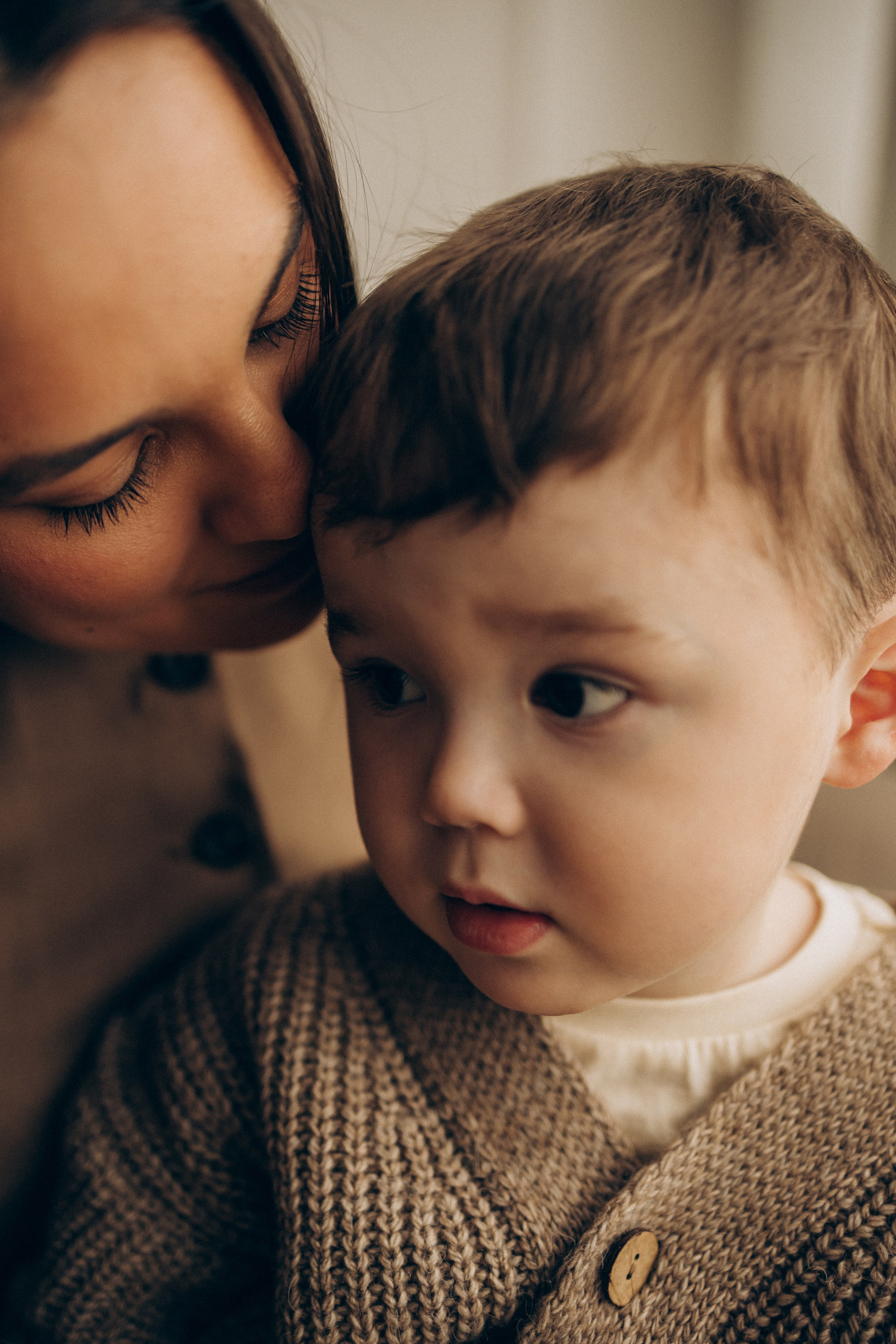 Семейная фотосессия Москва, семейный фотограф в Москве, семейная фотосессия, детский фотограф, семейная фотосессия в студии, фотосессия мама и сын