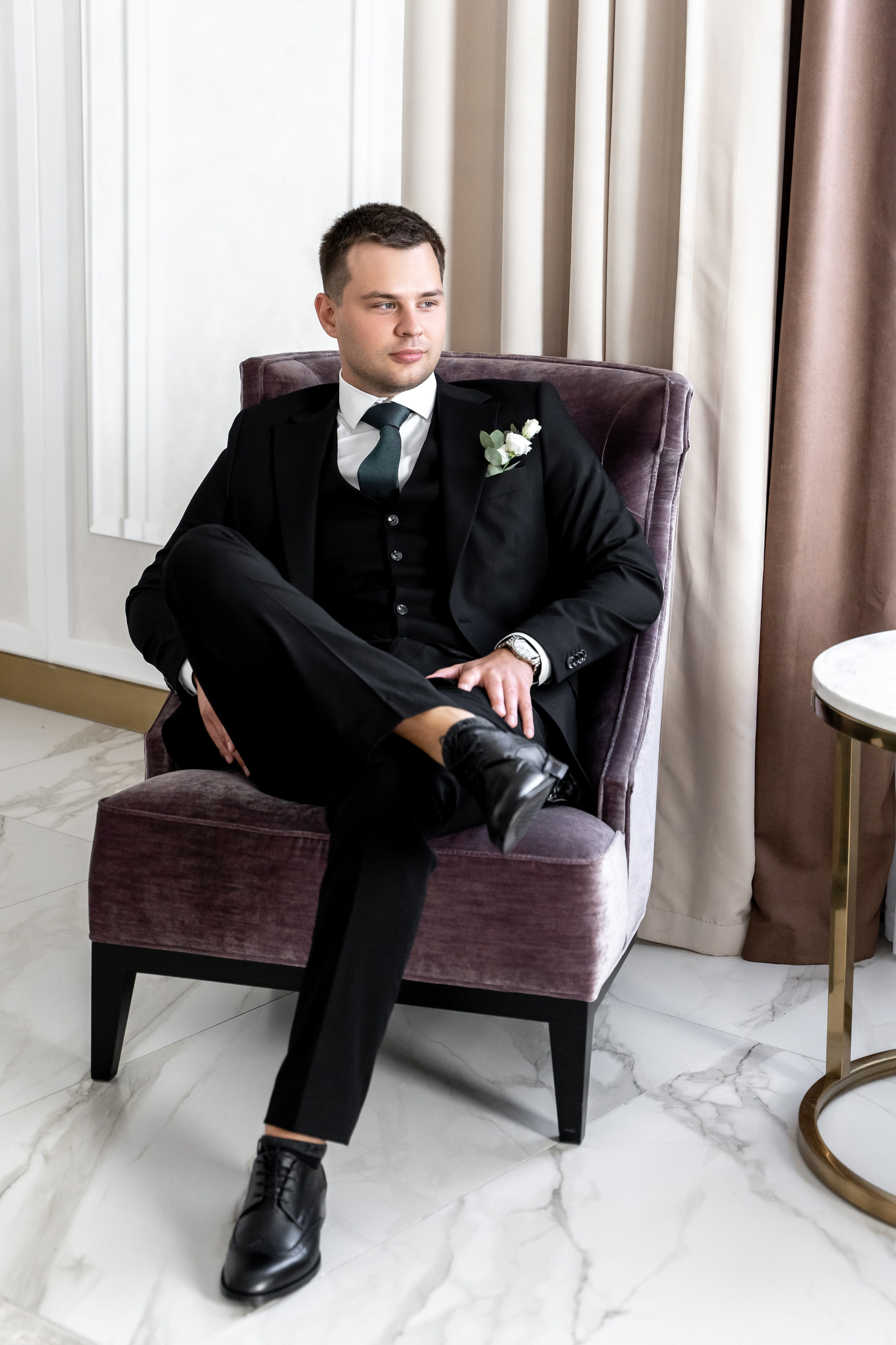 Свадебный фотограф в Москве. Свадебный фотограф Видное, Бутово, Домодедово, Щербинка, Царицыно. Роспись во дворце бракосочетания Южное Бутово. Регистрация брака в Москве и Московской области. Фотограф на свадьбу. Свадебная фотосессия в центре Москвы. Фотосессия свадебного банкета  в ресторане. Выездная регистрация брака. Фотосессия молодоженов. Свадебная прогулка. Жених и невеста в день свадьбы. Wedding in Moscow. Свадебная фотосессия  в Барвихе. Стильная свадебная фотография. Сборы жениха и невесты в день свадьбы. 