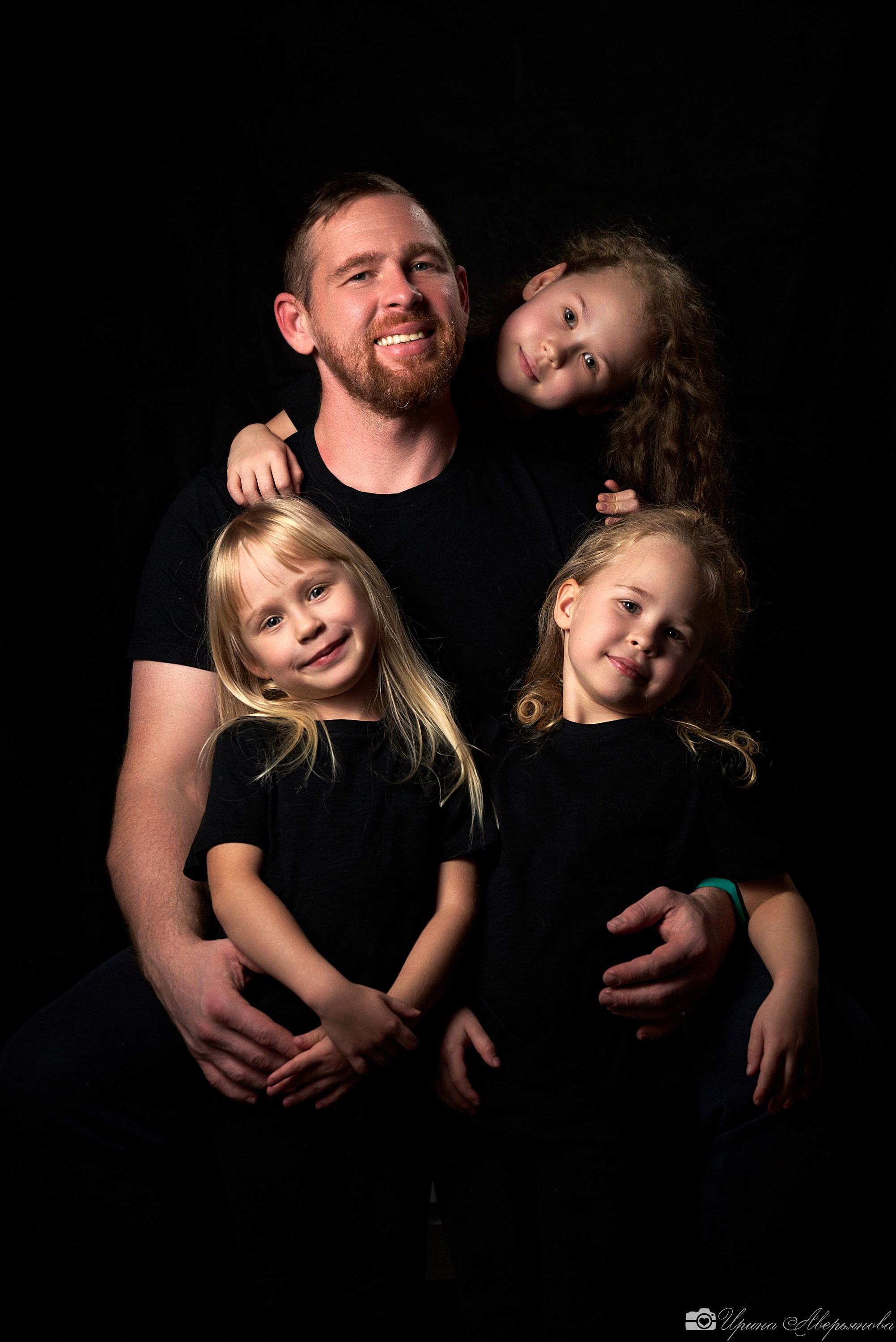 Семейная фотосессия в темном ключе. Фотограф в Ульяновске Ирина Аверьянова