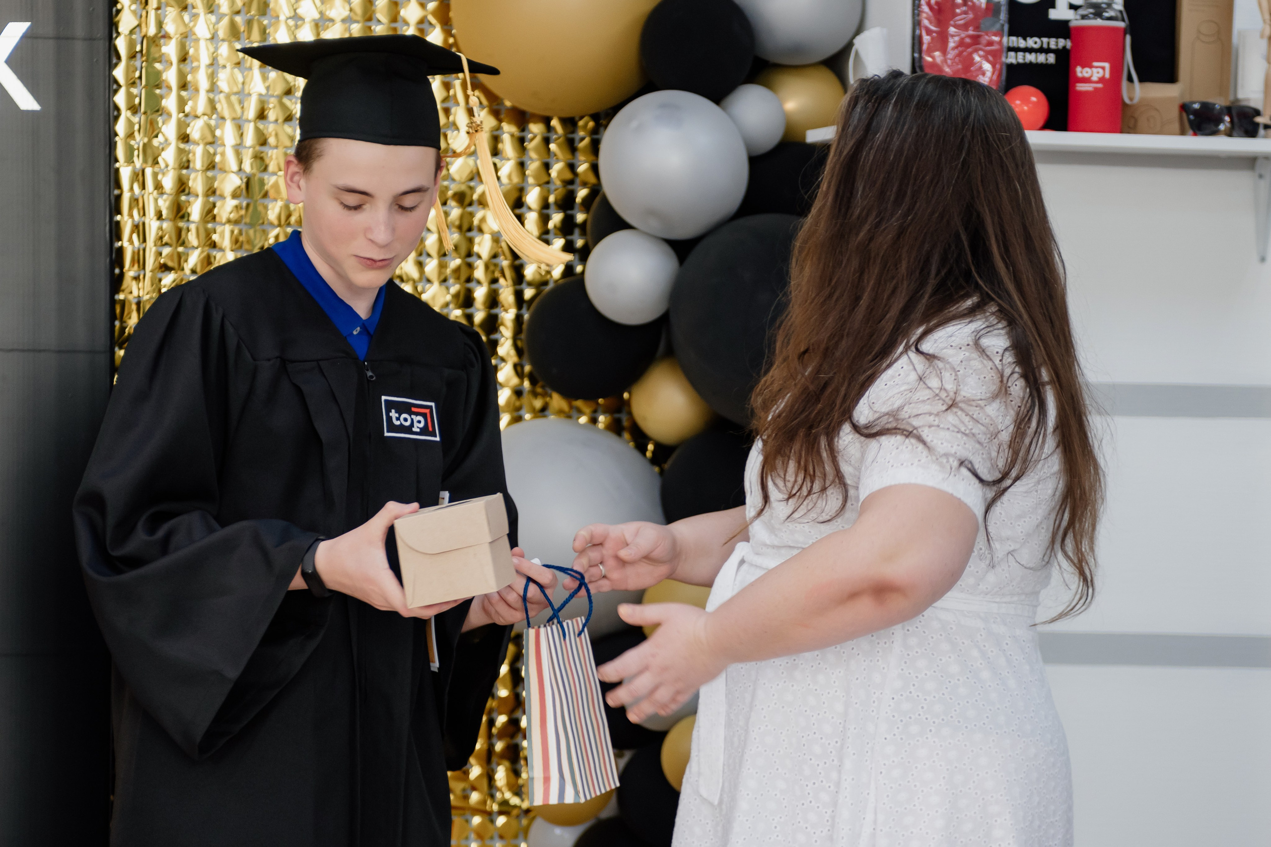 Выпускной: компьютерная академия Топ. Фотограф в Твери Дементьева Анастасия