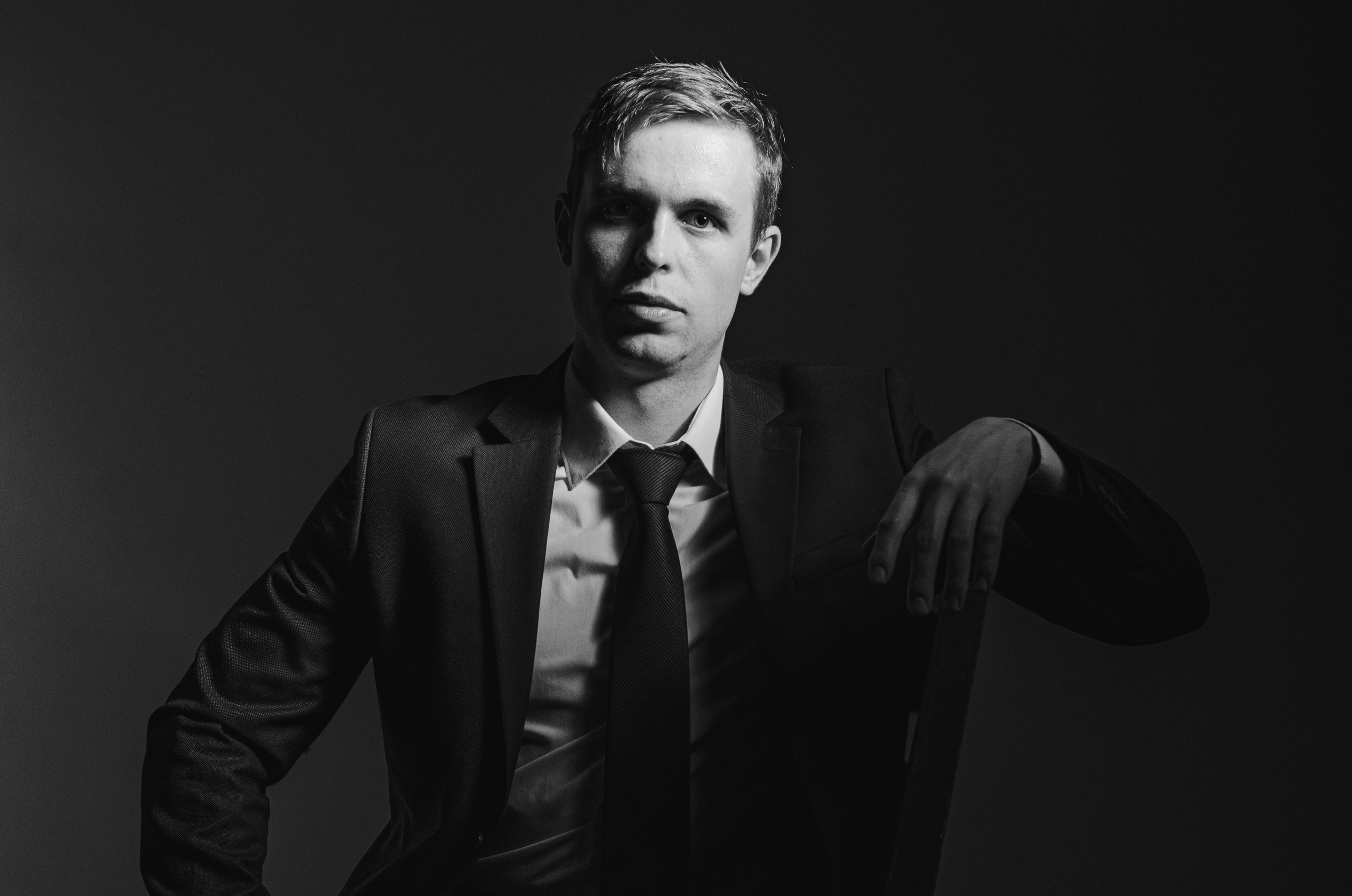 Немного о том, как съемка для резюме вышла из-под контроля). Портретный и репортажный фотограф в Санкт-Петербурге