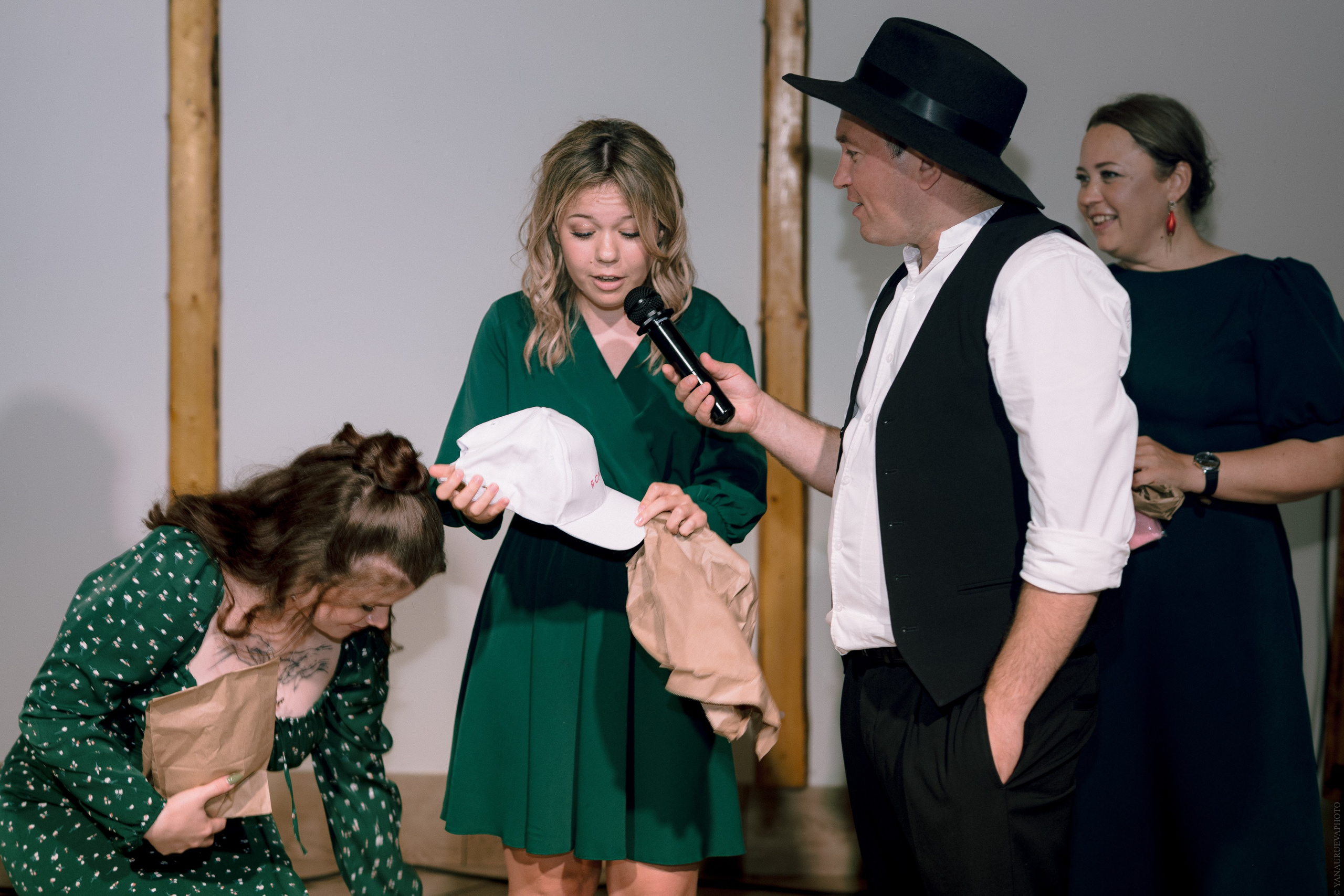 Свадебный анонс. Антон и Виктория. Свадебный и контент- фотограф в Тольятти, Самаре, Москве Яна Уруева