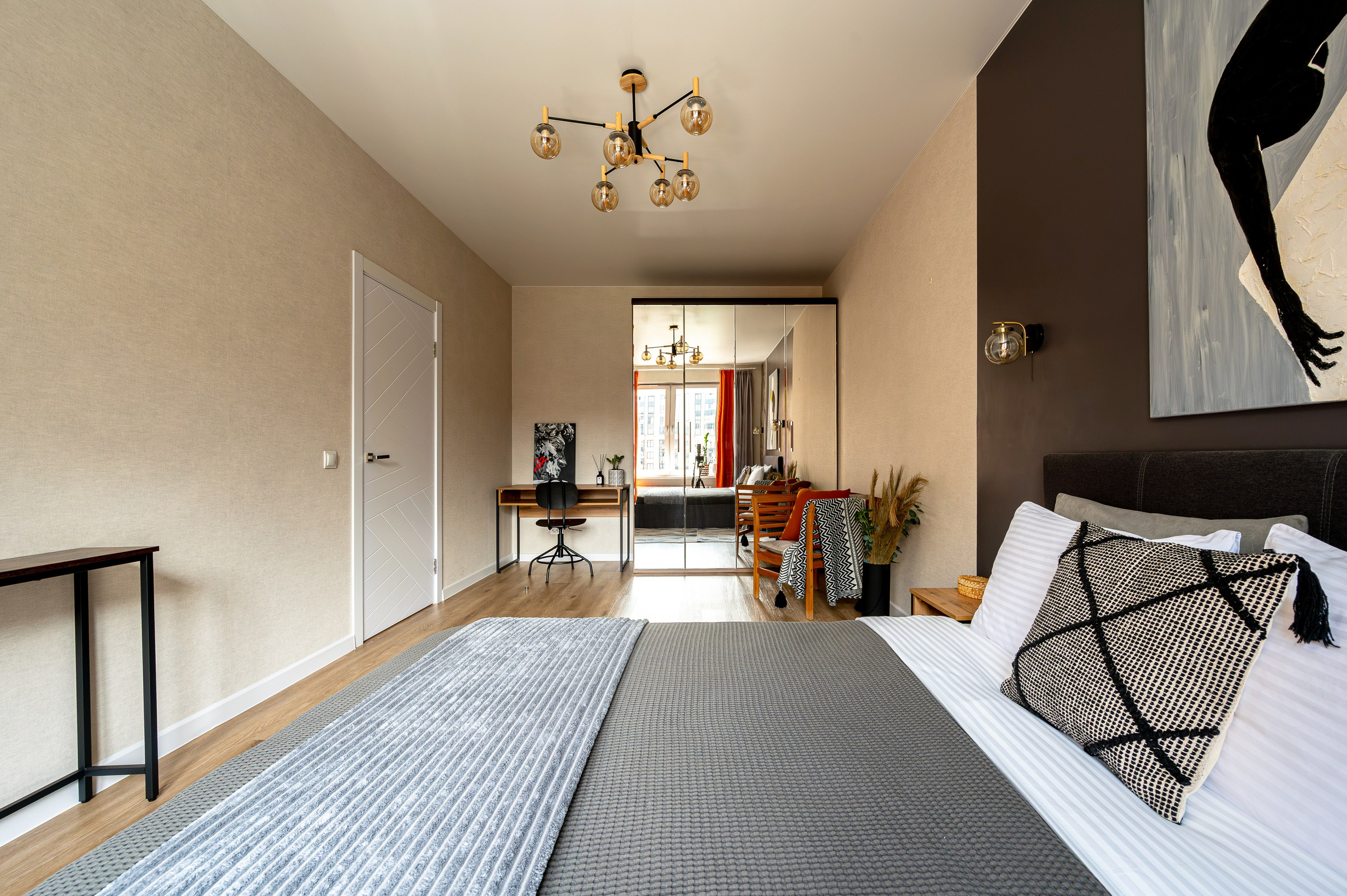 Квартира под суточную аренду в СПб. Интерьерный фотограф. Фото- видеосъемка недвижимости Санкт-Петербург