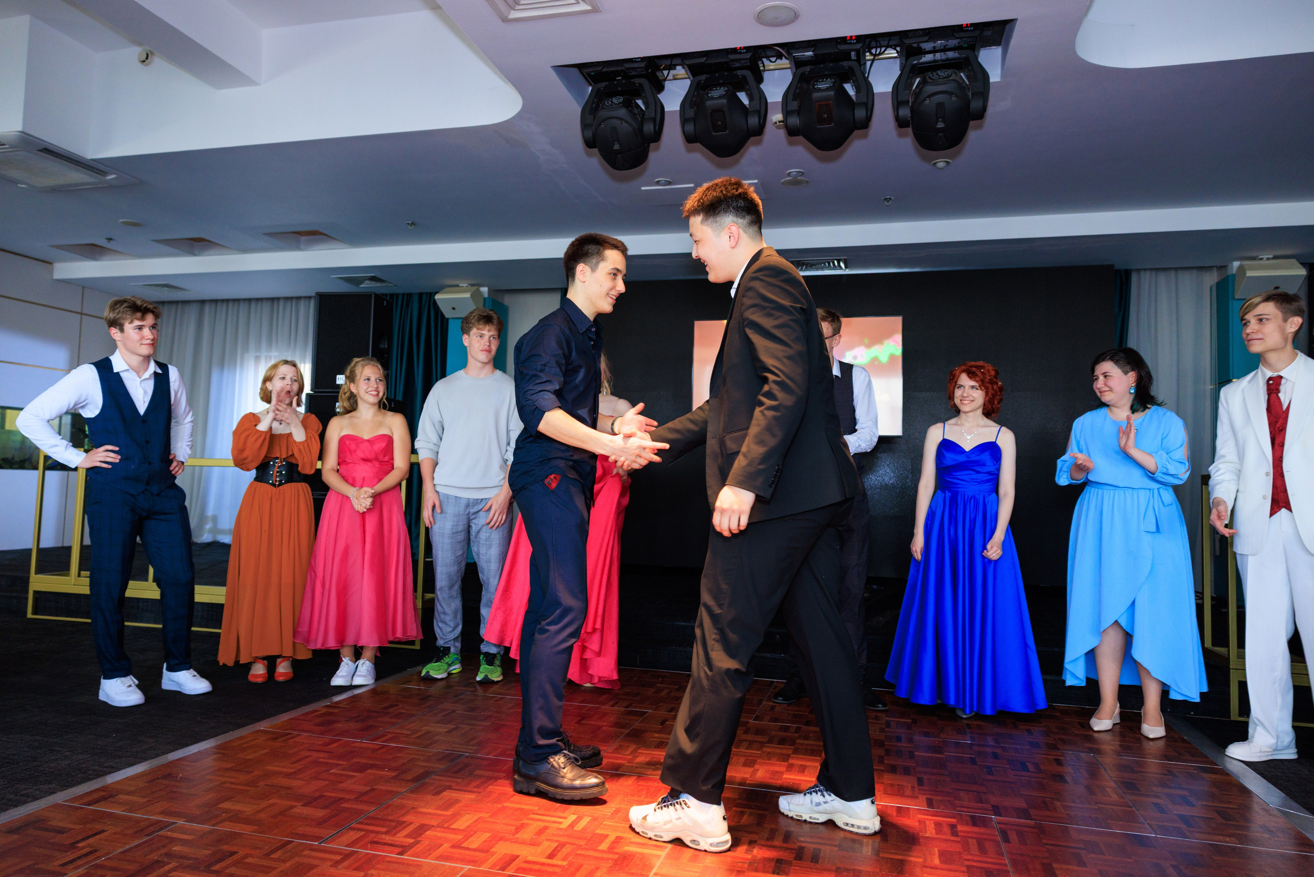 Выпускной лицея 244. Фотограф Александр Заломаев