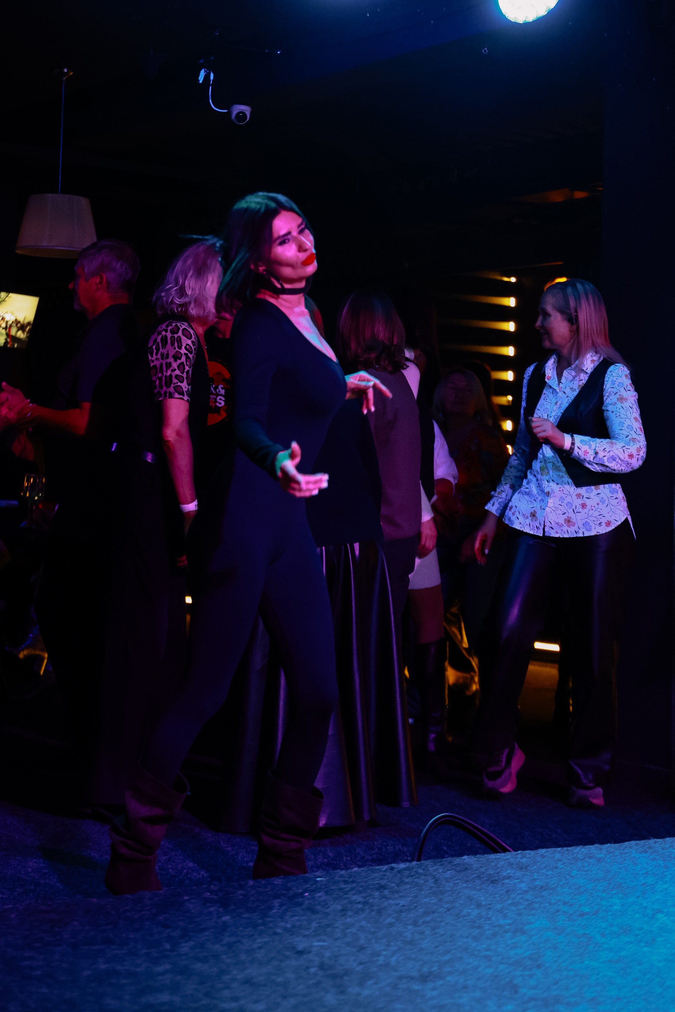 Дискотека под хиты 2000 в Истории. Фотограф Юлия Мальцева