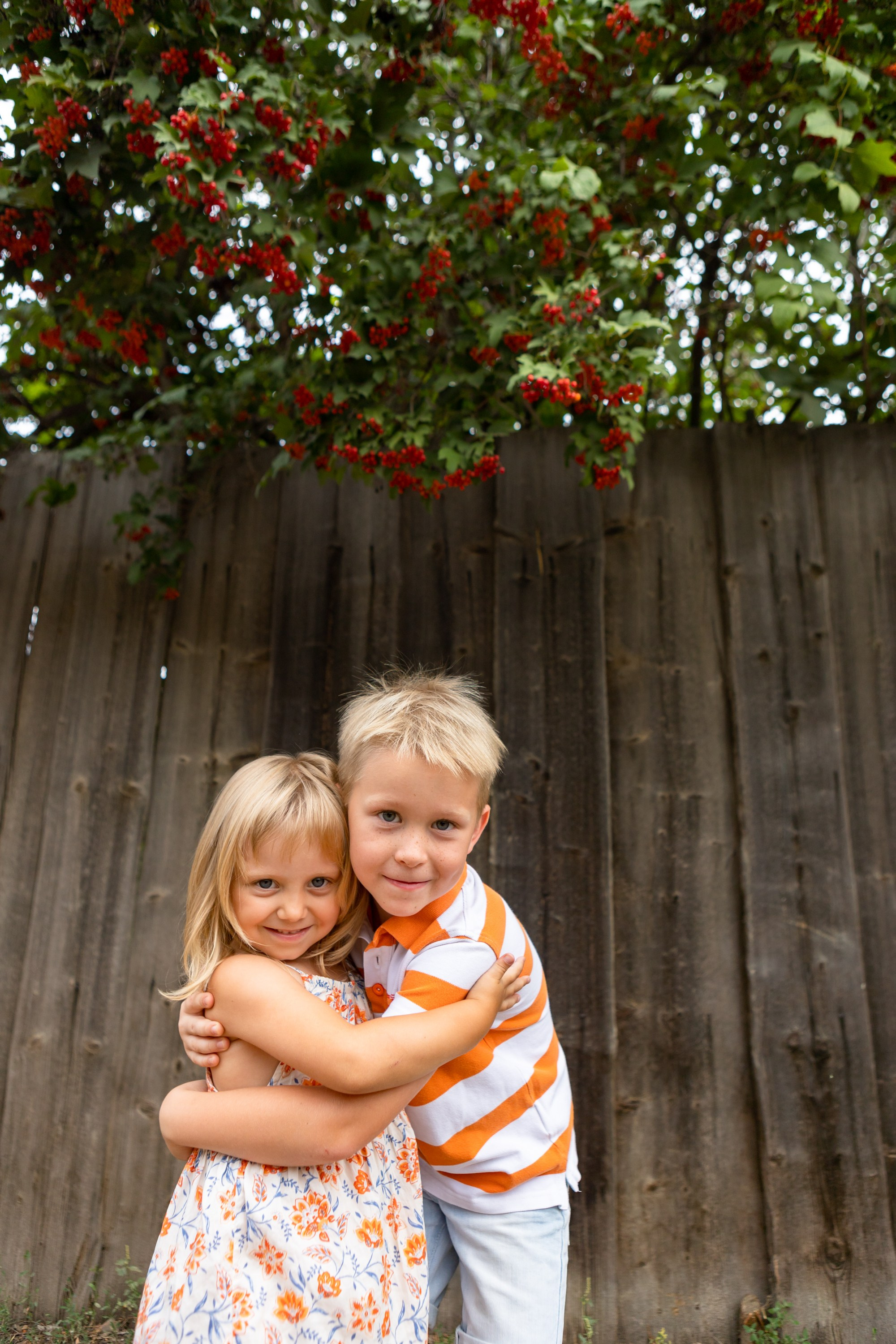 Семейная фотосессия на даче. Фотограф в Оренбурге. Профессиональный фотограф