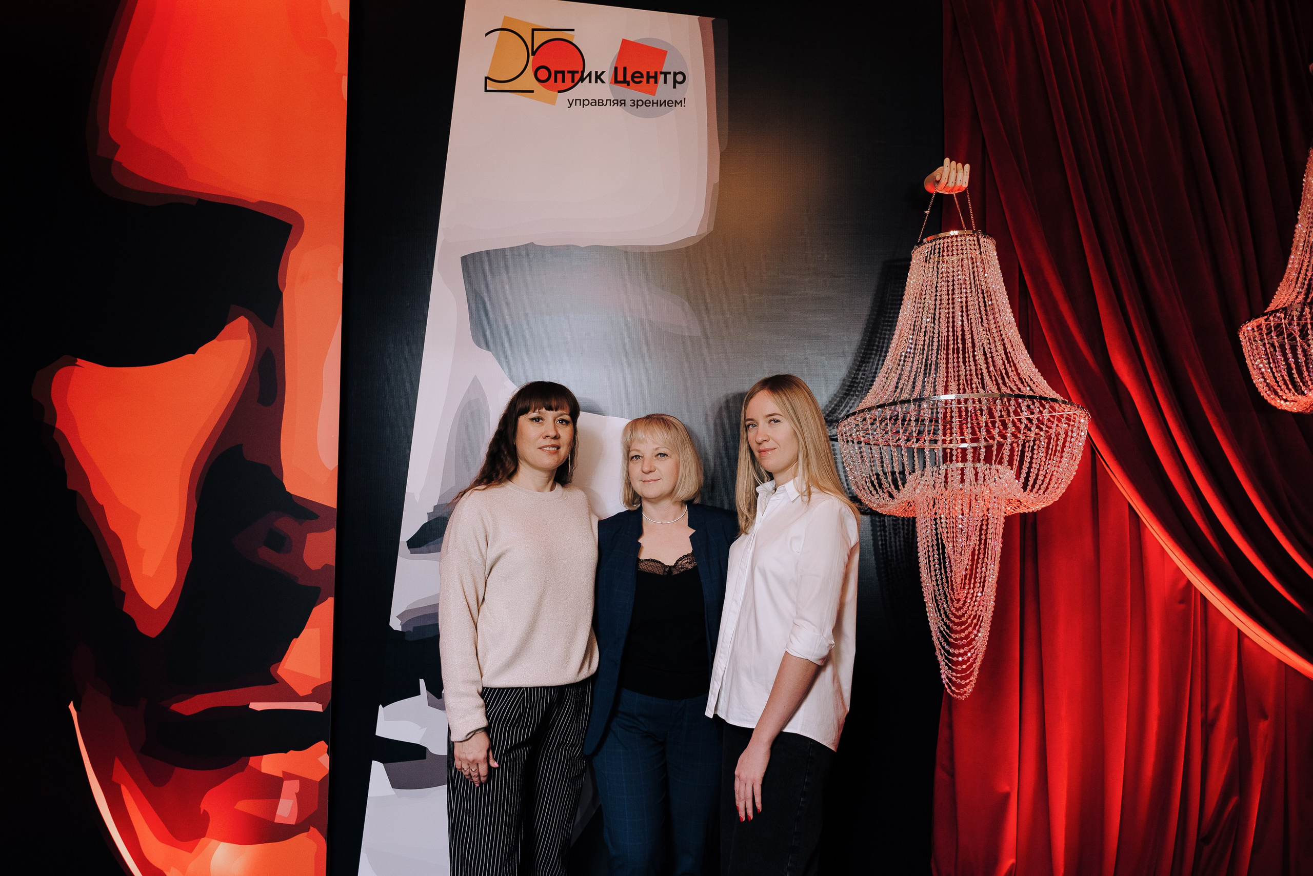 СПЕКТАКЛЬ «ВОЛШЕБНЫЕ ОЧКИ» ОПТИК-ЦЕНТР. Репортажный фотограф Зуев Роман г. Челябинск