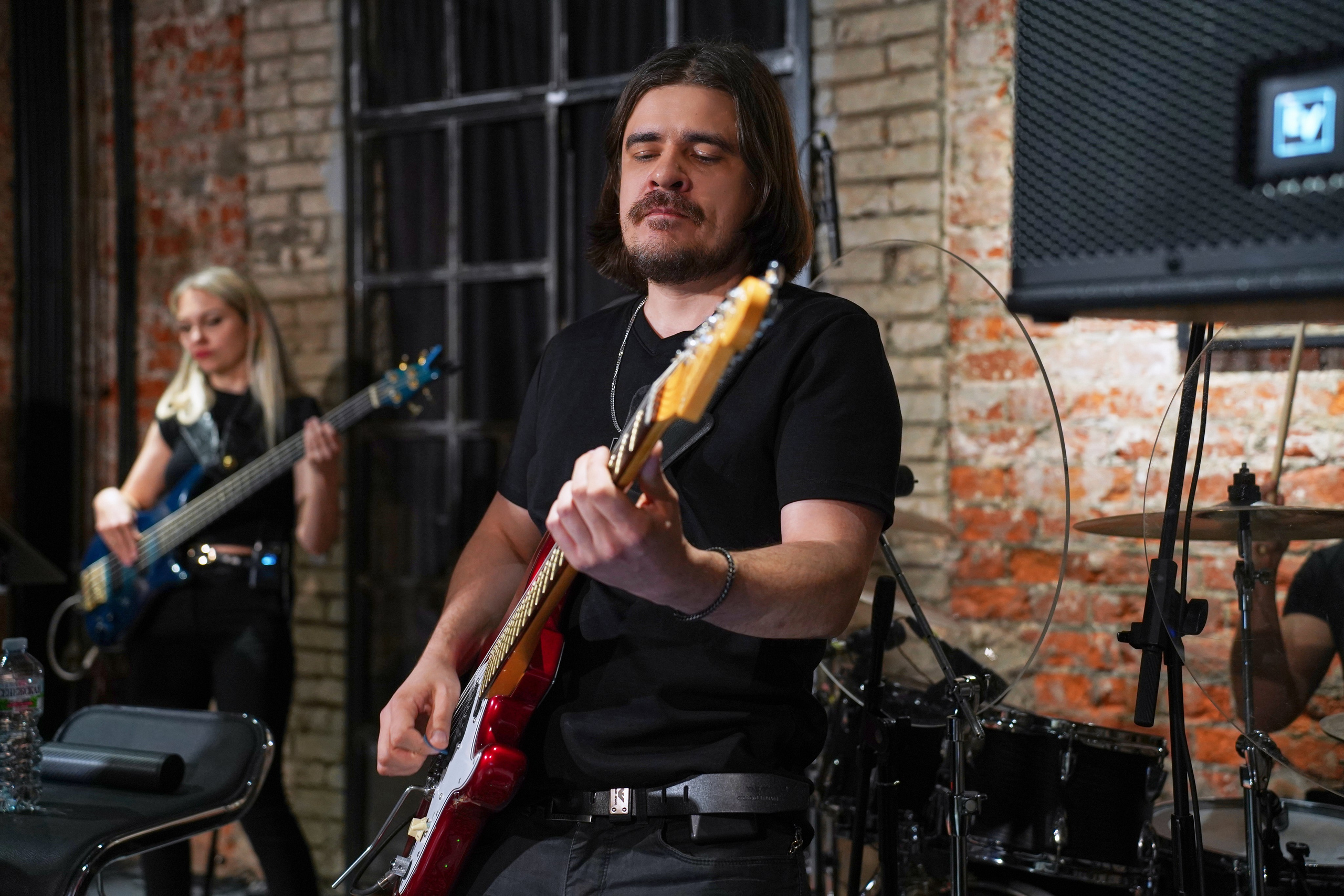 Концерт кавер группы. Фотограф