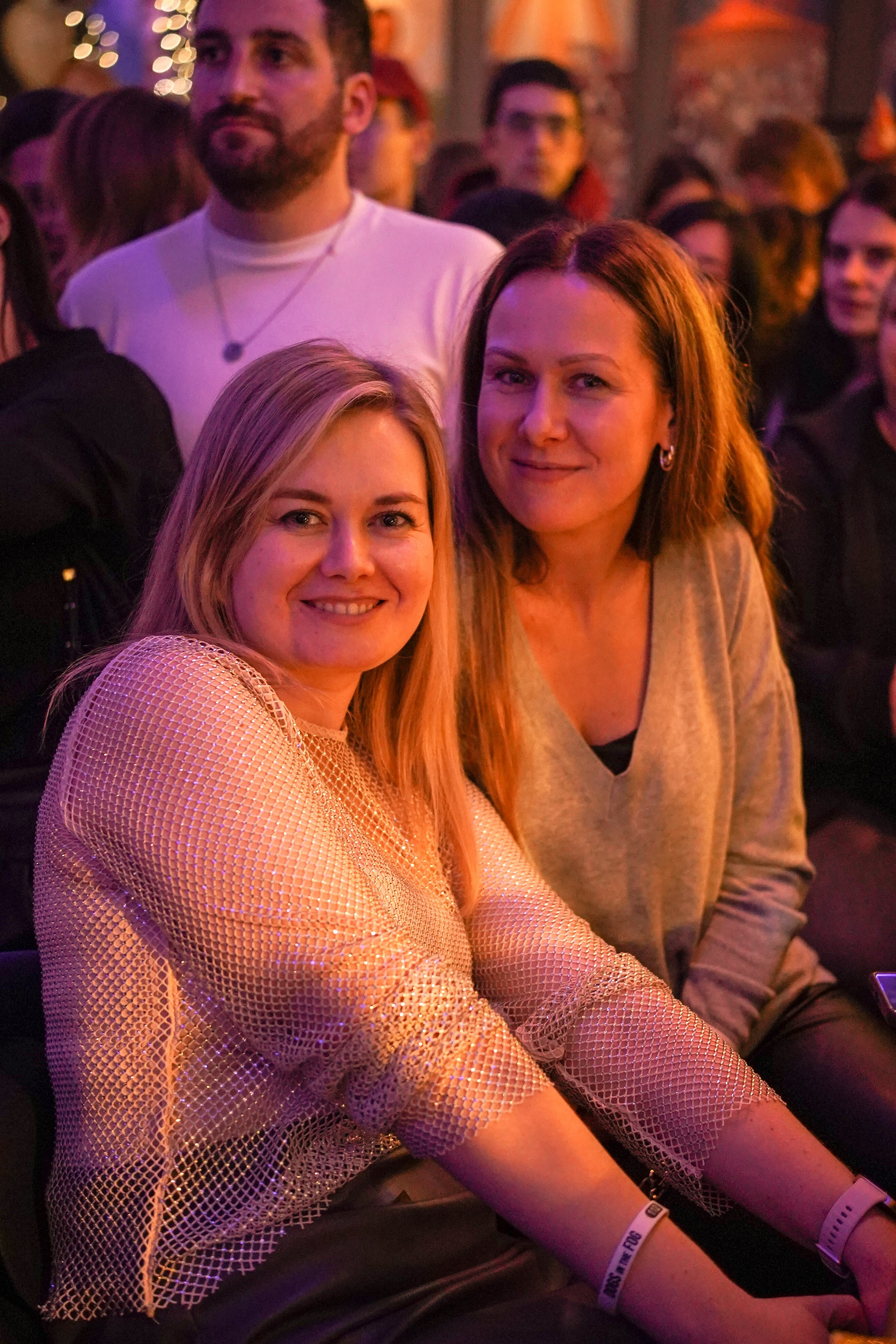 Бар Собаки в тумане. Фотограф