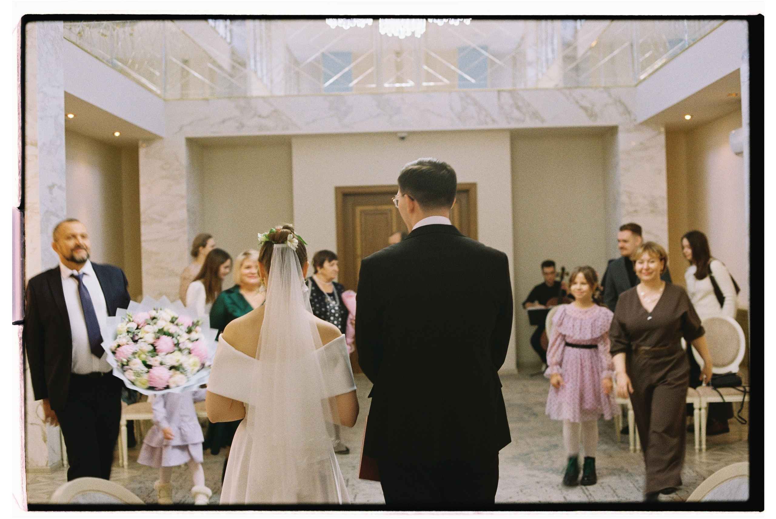 Роспись. Кизя Мисриева — фотограф: плёнка, цифра. Москва и не только