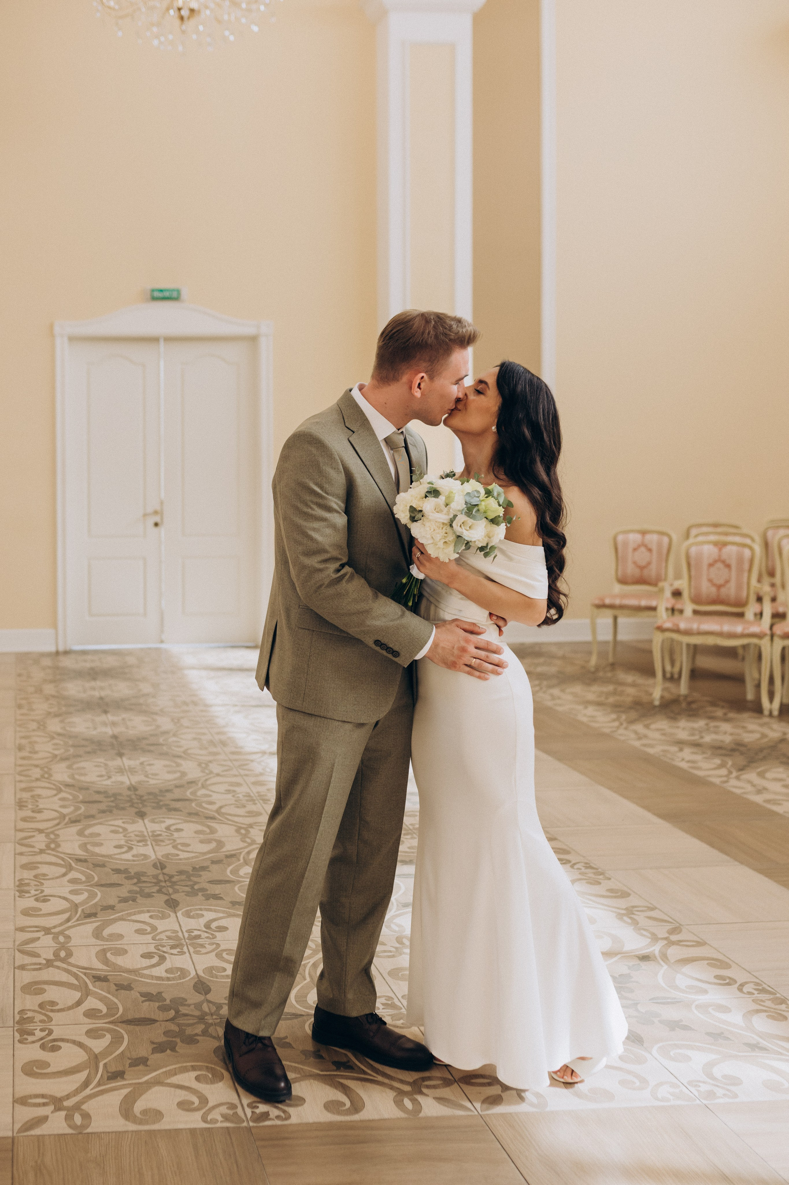 Сергей и Эльнара | Загс Калининского района. Свадебный и love story фотограф в Санкт-Петербурге