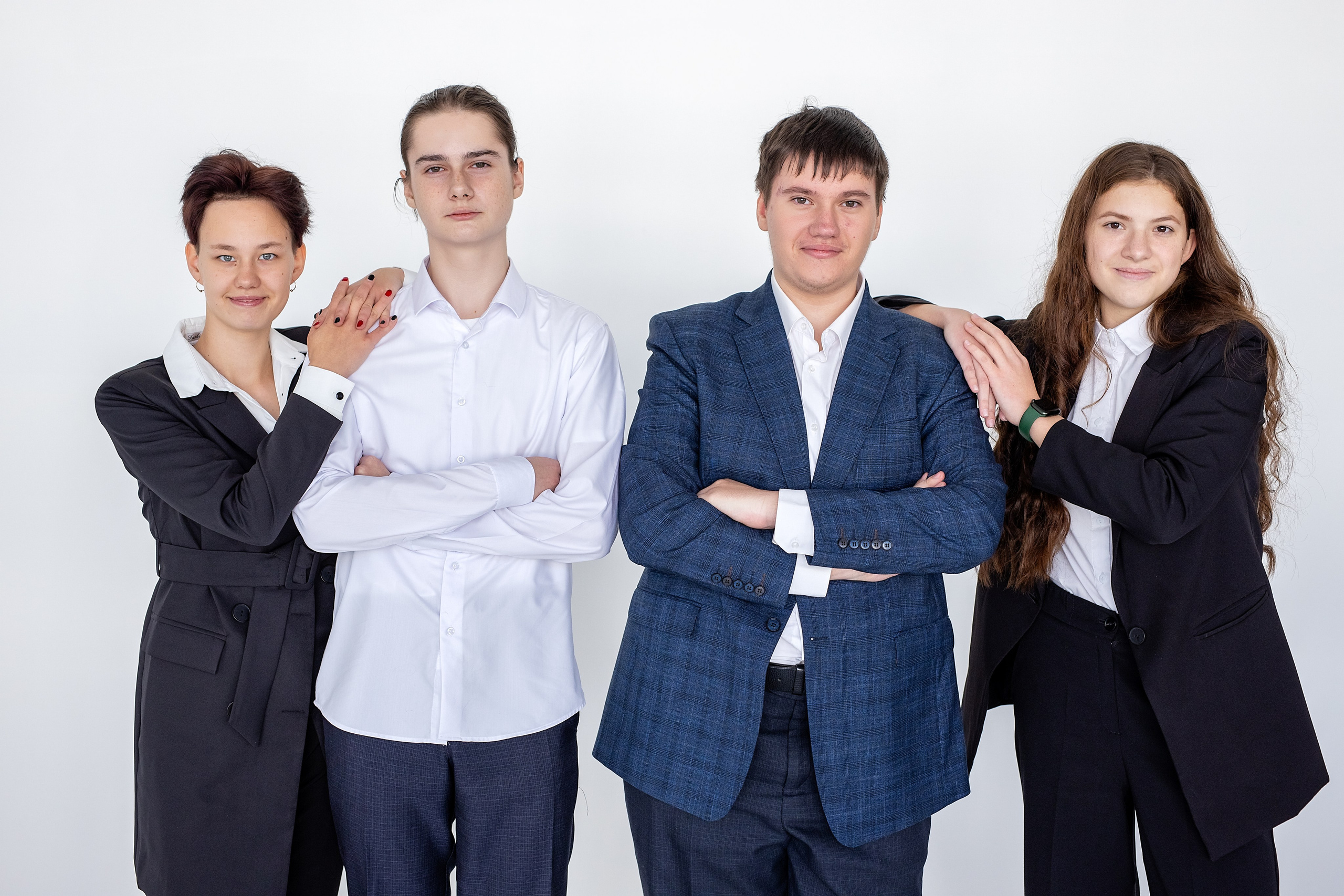 ФГБОУ ВО «Тихоокеанский государственный медицинский университет», 11-б класс. Стильный выпускной альбом Владивосток фотограф Вероника Мигачева