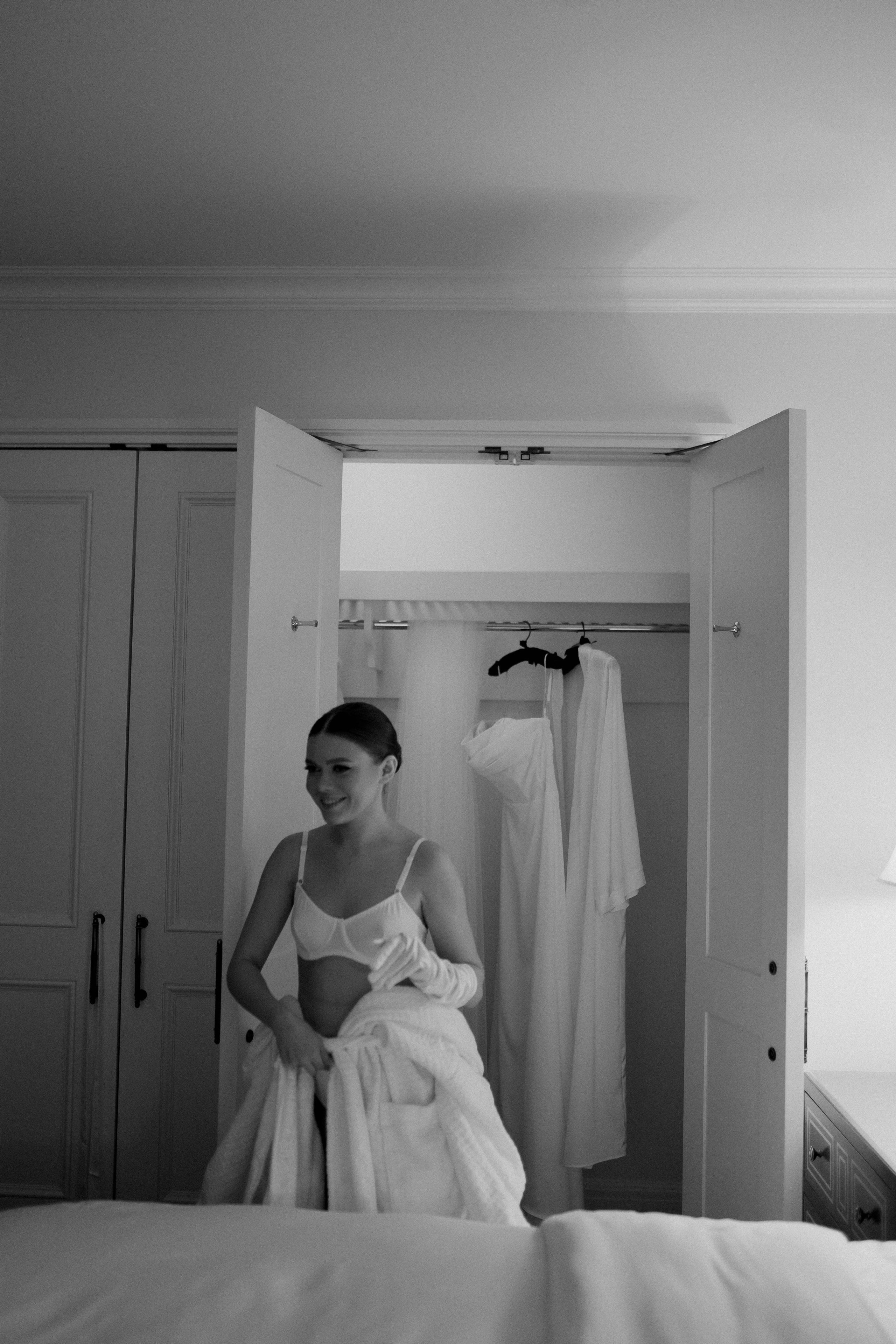 ···. Свадебный фотограф в Санкт-Петербурге Александра Чукавина