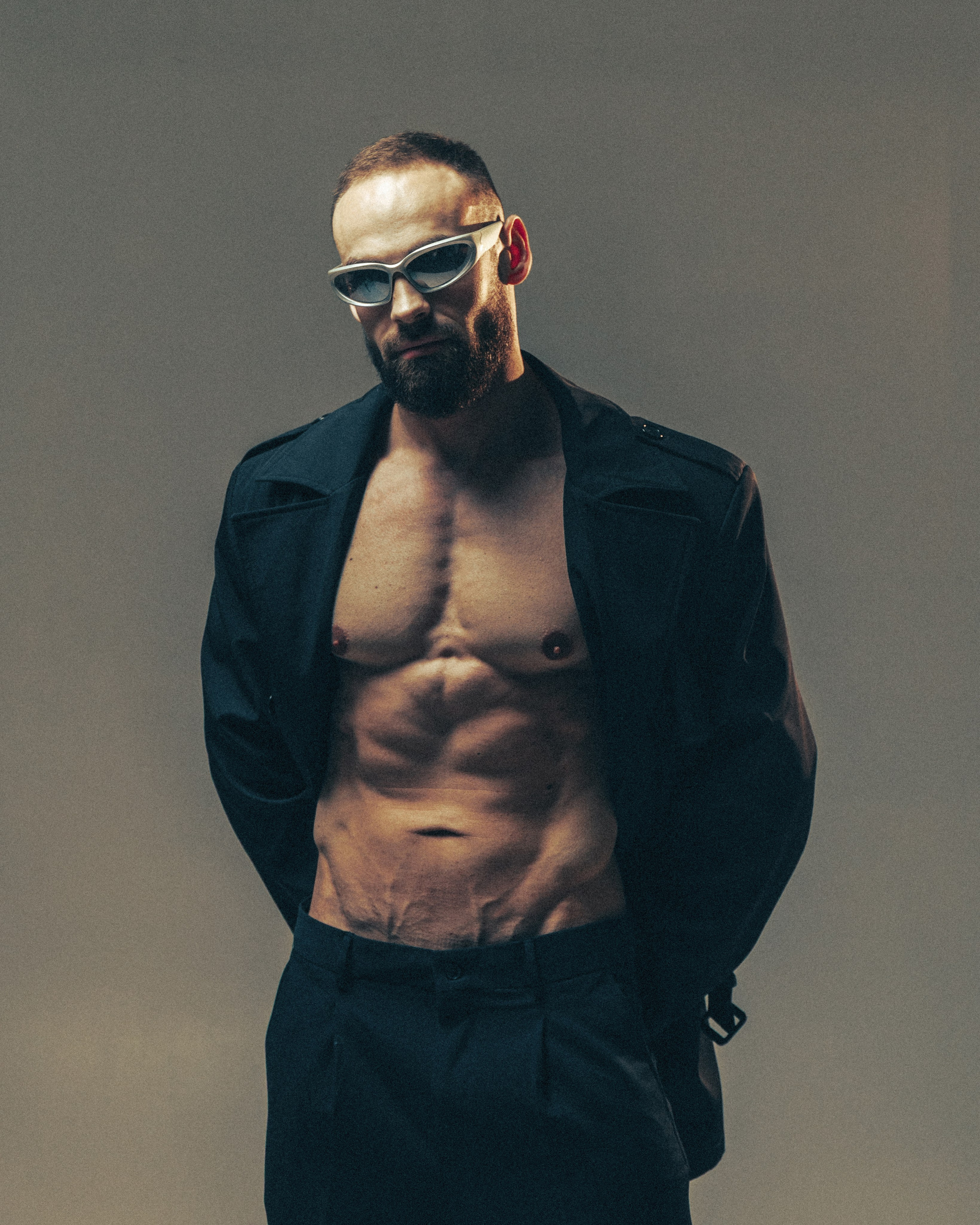 Boris Tsaryov. Олег Левенков портретный и фешн фотограф