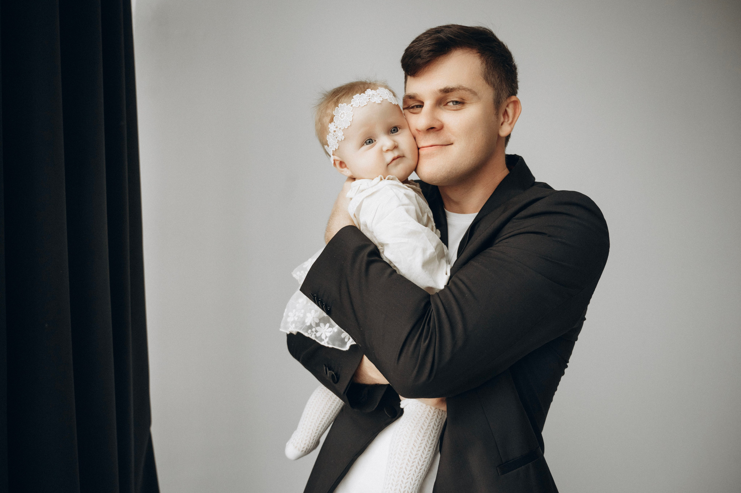 Лина. Профессиональный фотограф беременности в СПБ. Стильные фотосессии беременности в стиле минимализм и классическая фотография