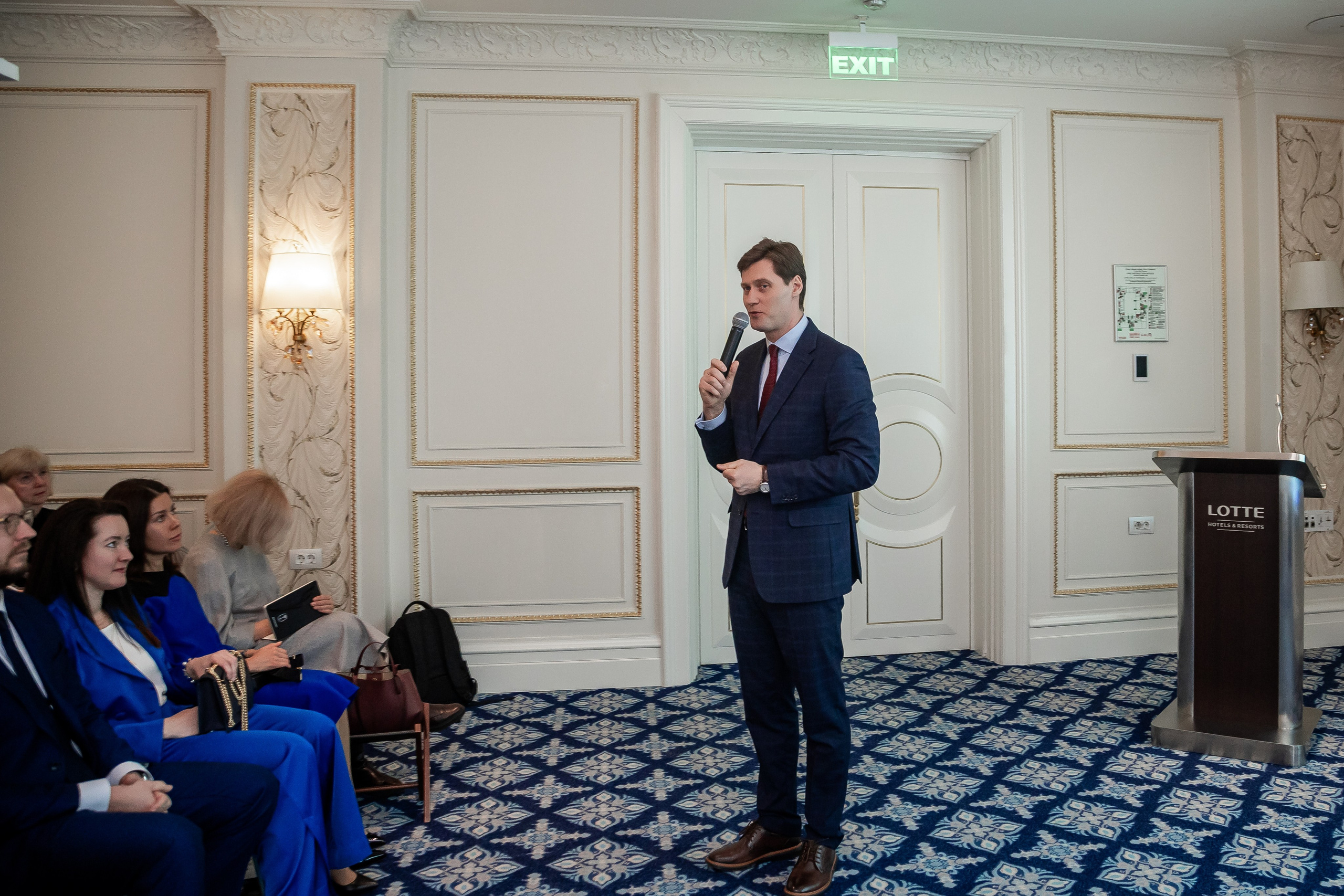 В 2024 году кардиологи собрались на нескольких важных конференциях. Российский национальный конгресс кардиологов прошёл в Санкт-Петербурге. Фотограф в Санкт-Петербурге Чумаков Семен