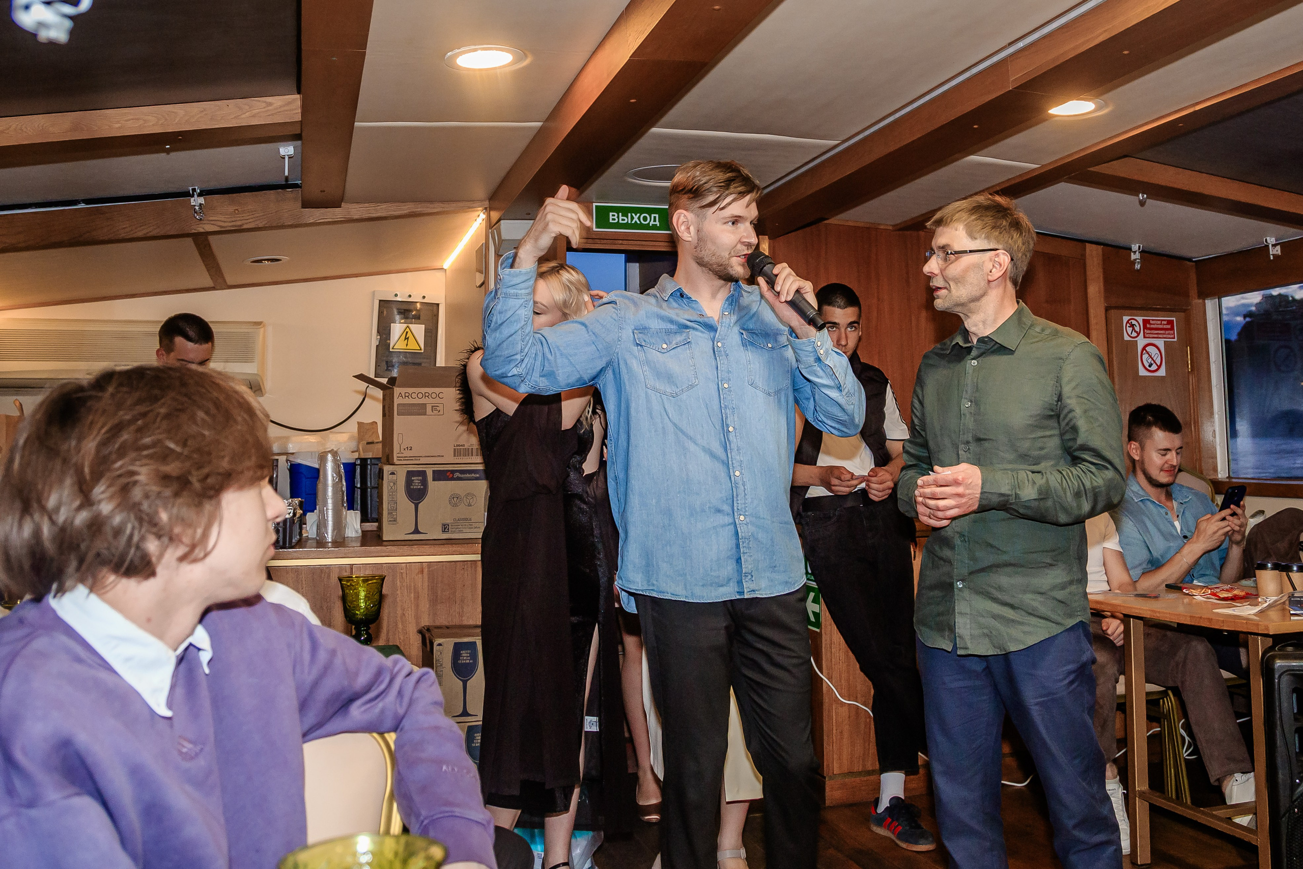 Выпускной на теплоходе. Фотограф в Санкт-Петербурге Чумаков Семен