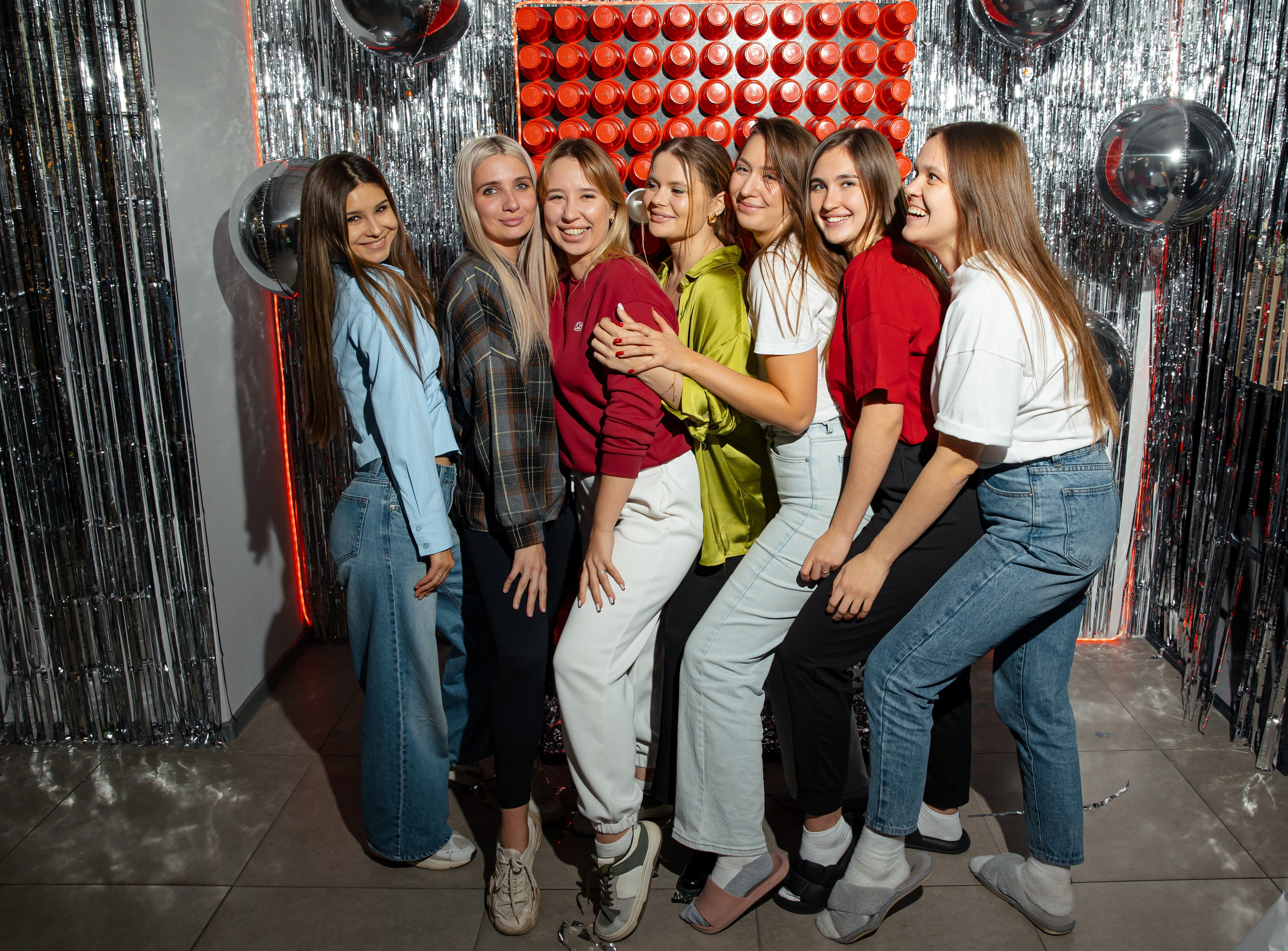 Дубль гис (офисная туса). Фотограф Вячеслав Фарунин