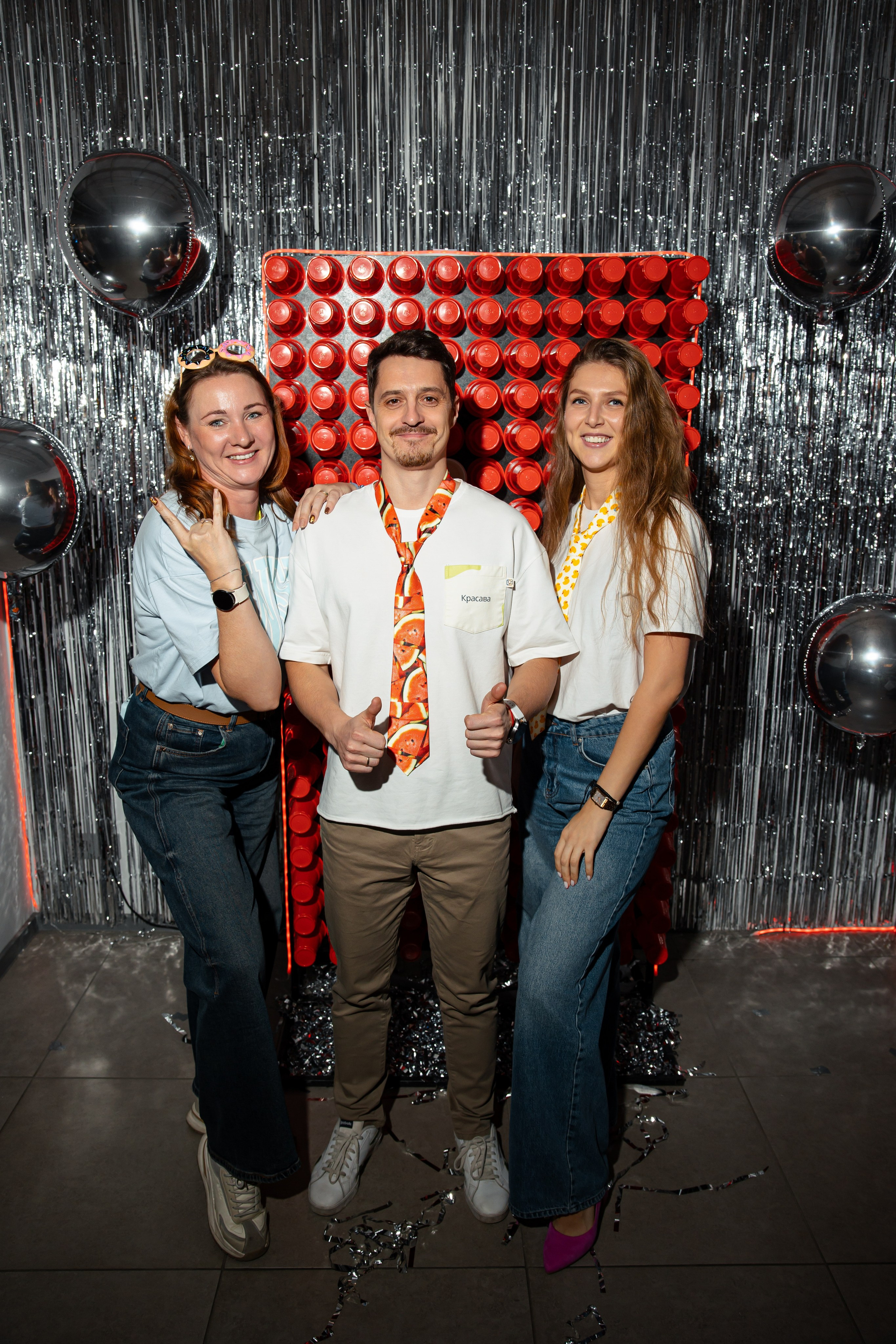 Дубль гис (офисная туса). Фотограф Вячеслав Фарунин