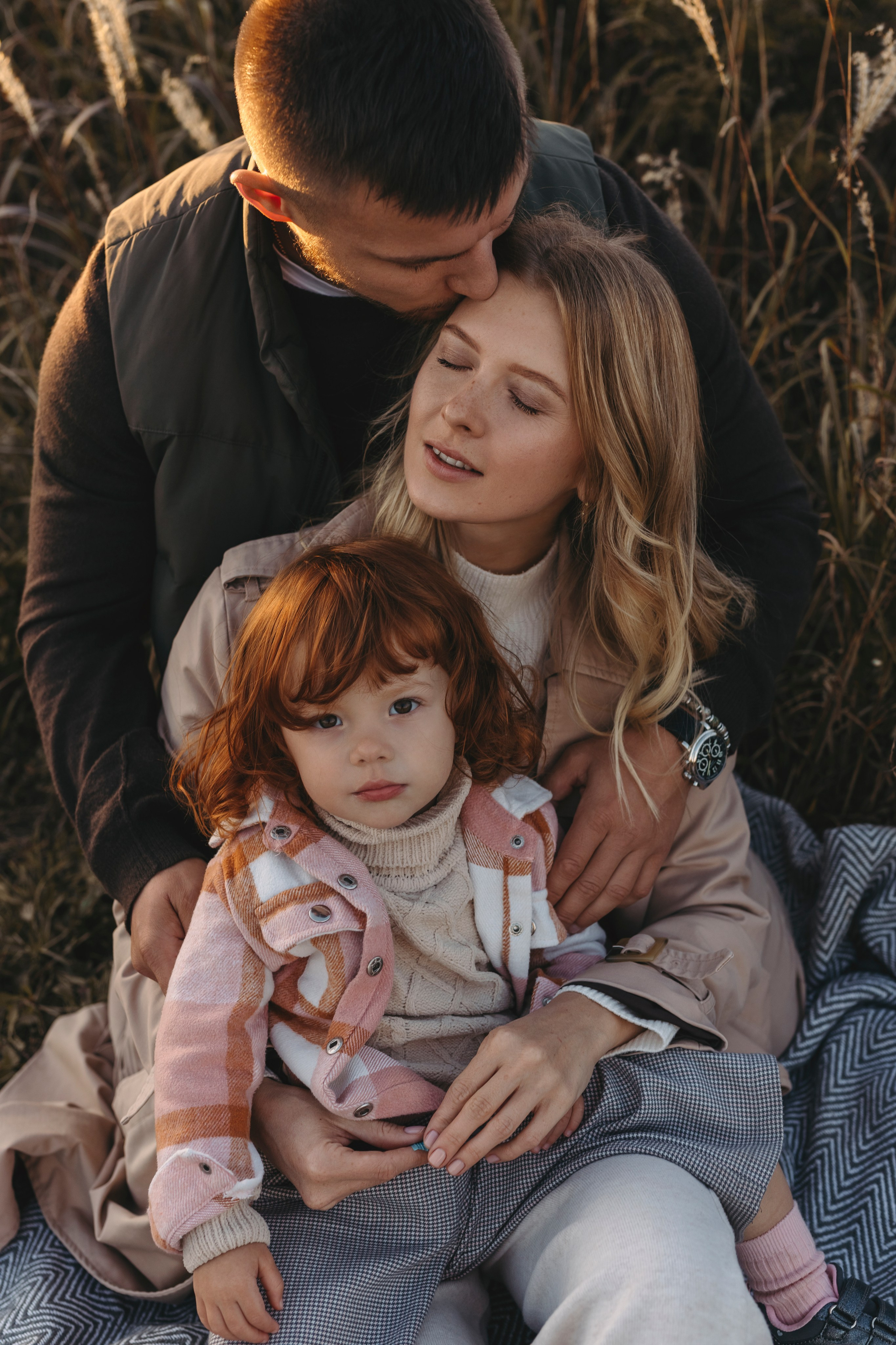 Семейная фотосессия в колосьях. Главная