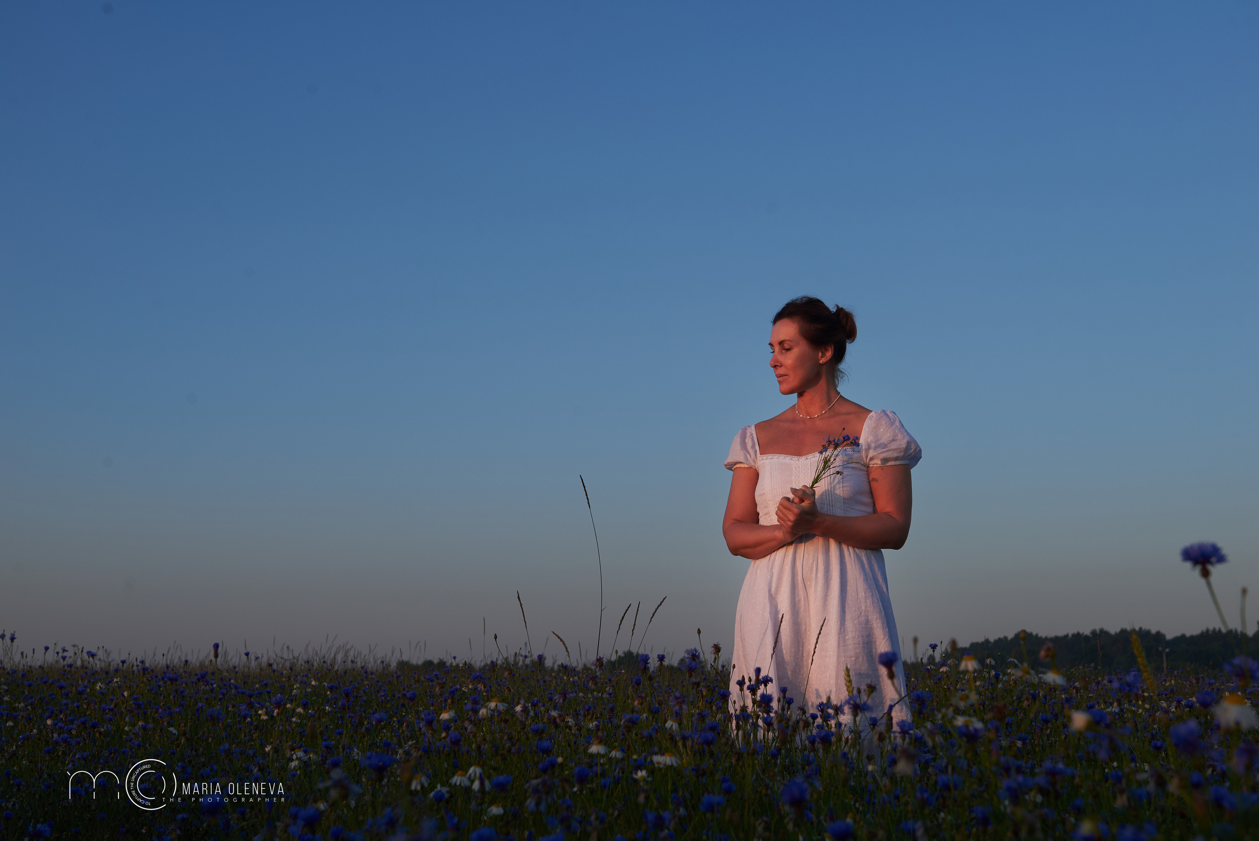 Елена в васильках. Фотограф Мария Оленева