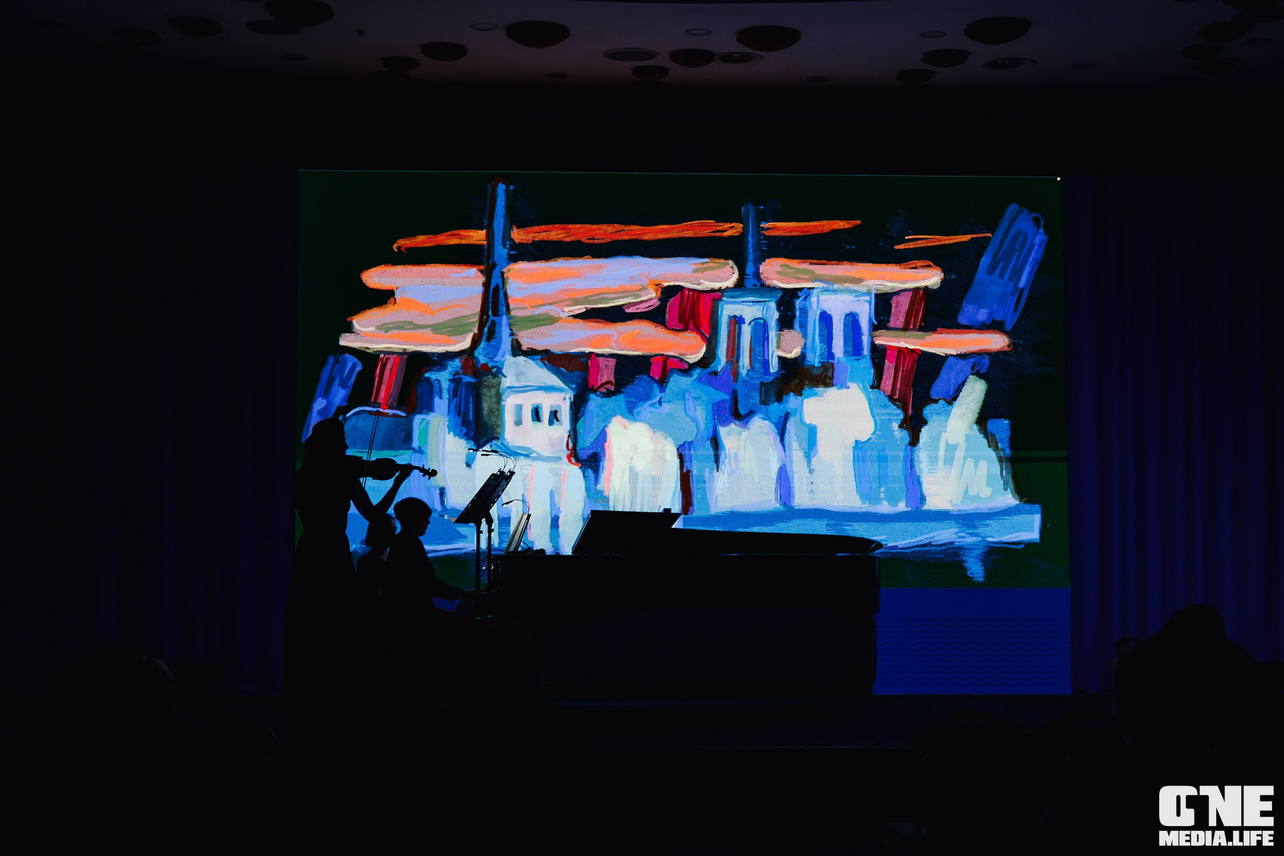 Фоторепортаж из Янтарь Холла. One Media Life: фоторепортажи, фотоотчеты с мероприятий и заведений