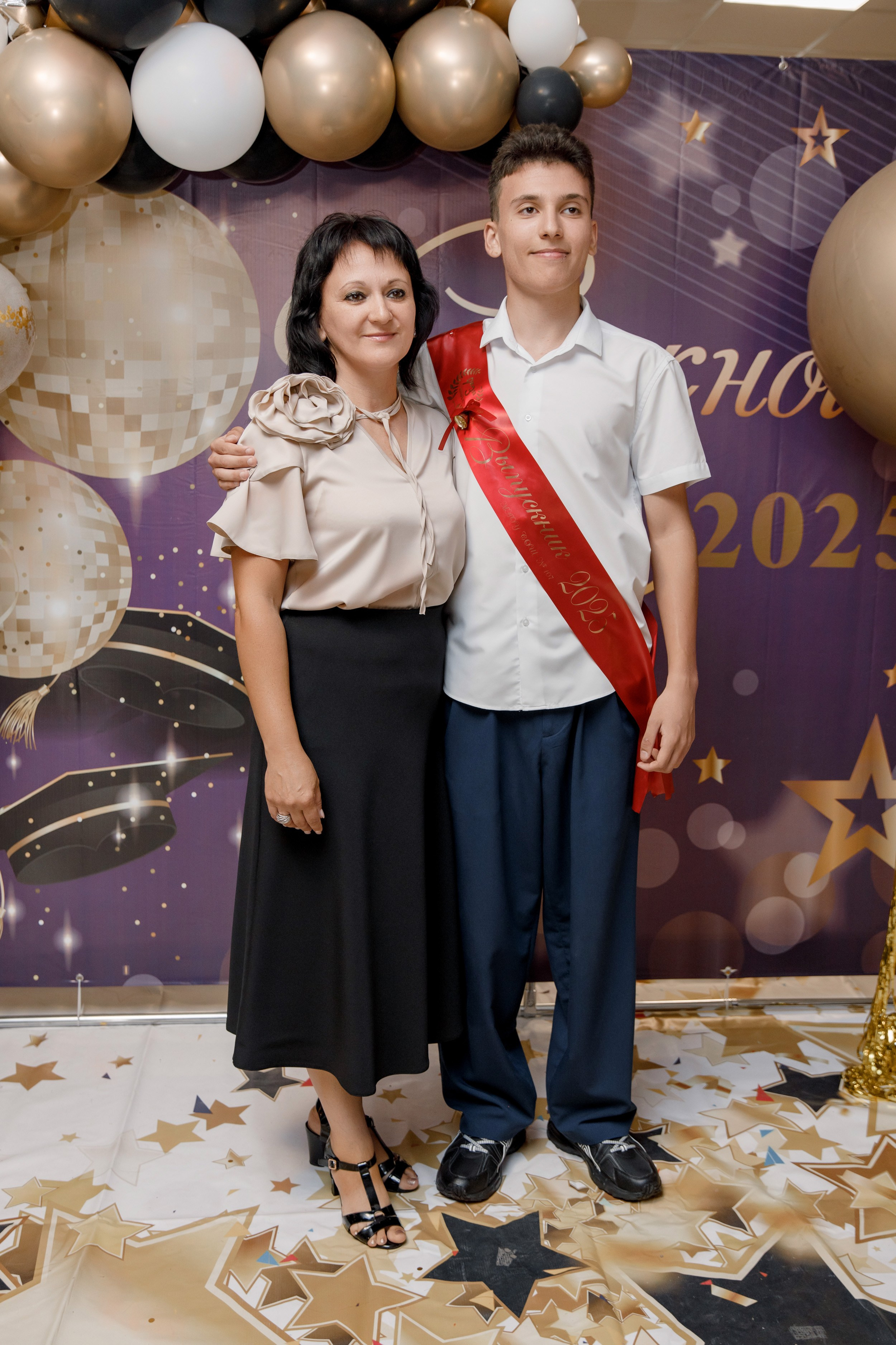 Выпускной школа 107 г Краснодар. Выпускные альбомы в Краснодарском крае